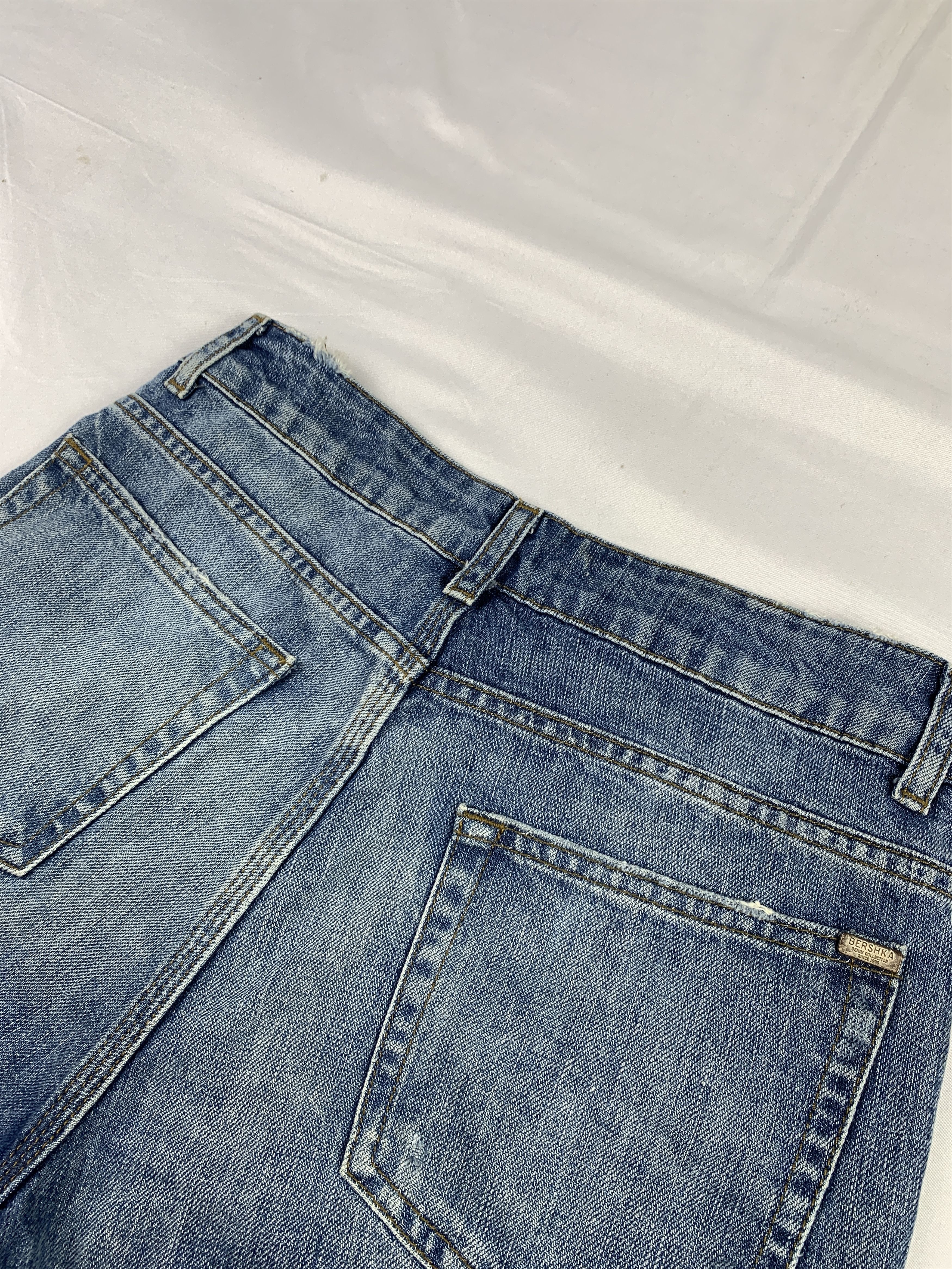 Bershka Bershka Blue Chimayo Embroidered Shorts (27) Size 27" / US 4 / IT 40 - 11 Thumbnail