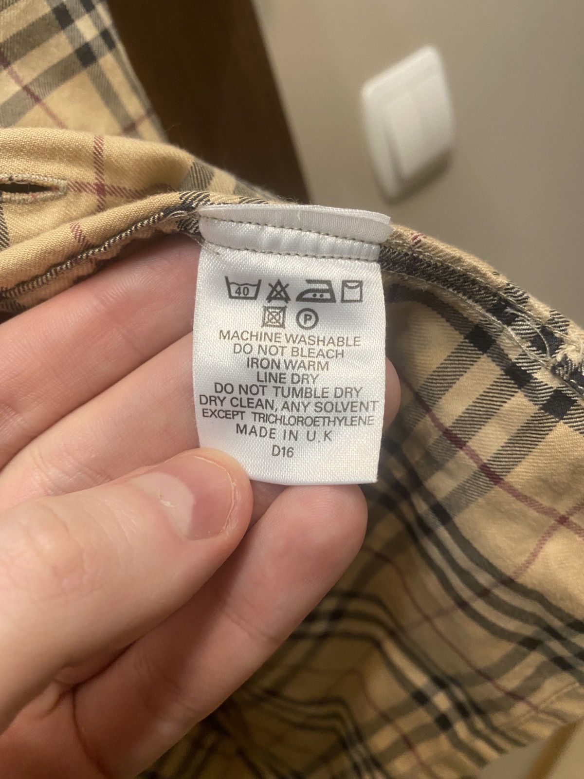 Burberry × Vintage Vintage Luxury fullprint short sleeve shirt button up Size US L / EU 52-54 / 3 - 3 Thumbnail