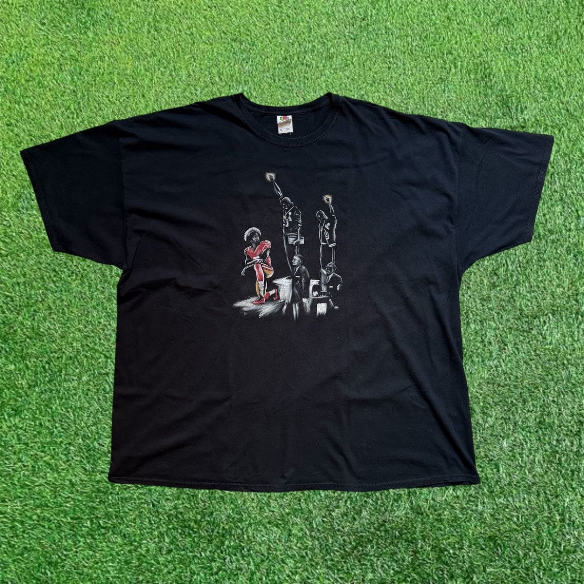 Gildan Kaepernick + Jesse Owens BLM T-Shirt Size 5XL Size US XXL / EU 58 / 5 - 1 Thumbnail