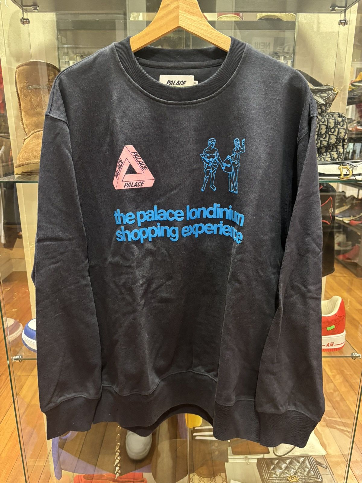 Palace Palace Shopping Experience Crew Navy Size US XL / EU 56 / 4 - 1 Thumbnail