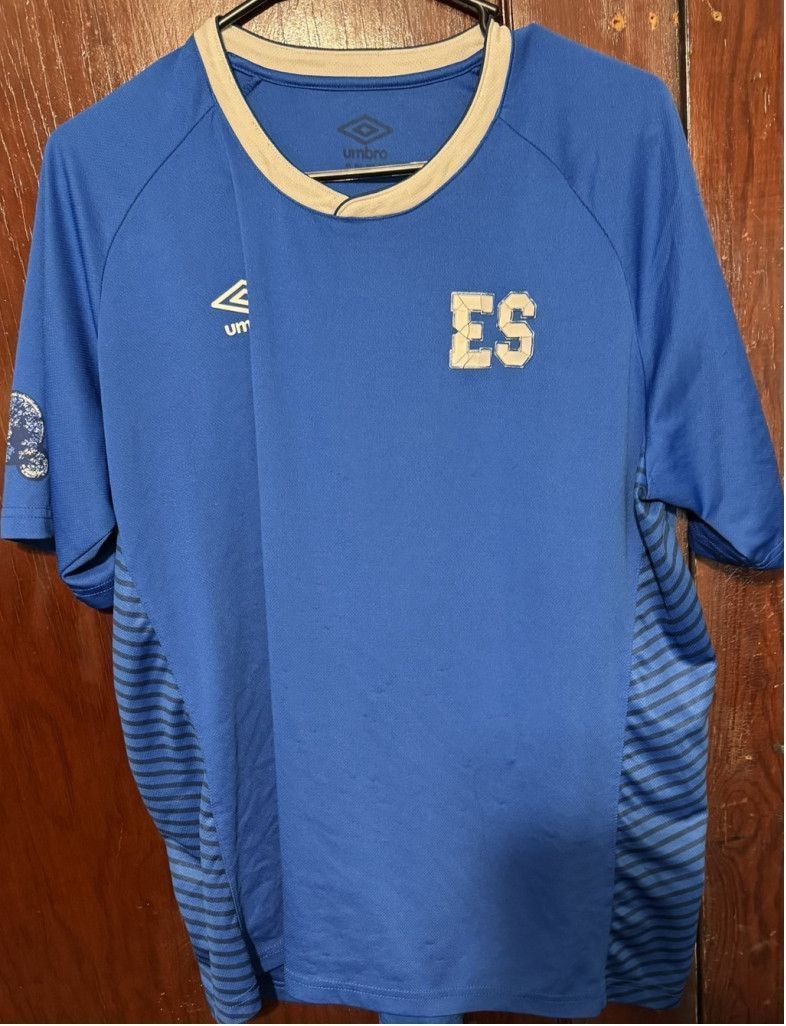 Umbro El Salvador Umbro Men's Soccer jersey Size XL Blue Size US XXL / EU 58 / 5 - 1 Thumbnail