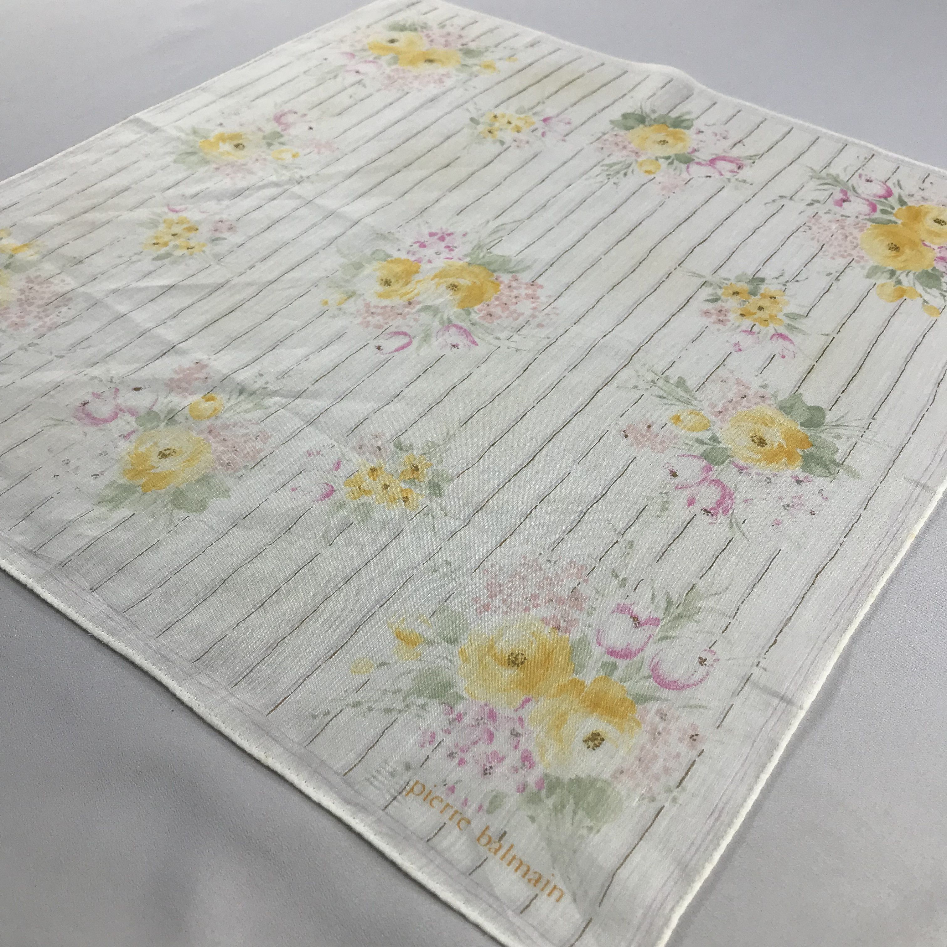 Pierre Balmain Pierre Balmain Handkerchief / Bandana / Neckerchief C764 Size ONE SIZE - 4 Thumbnail