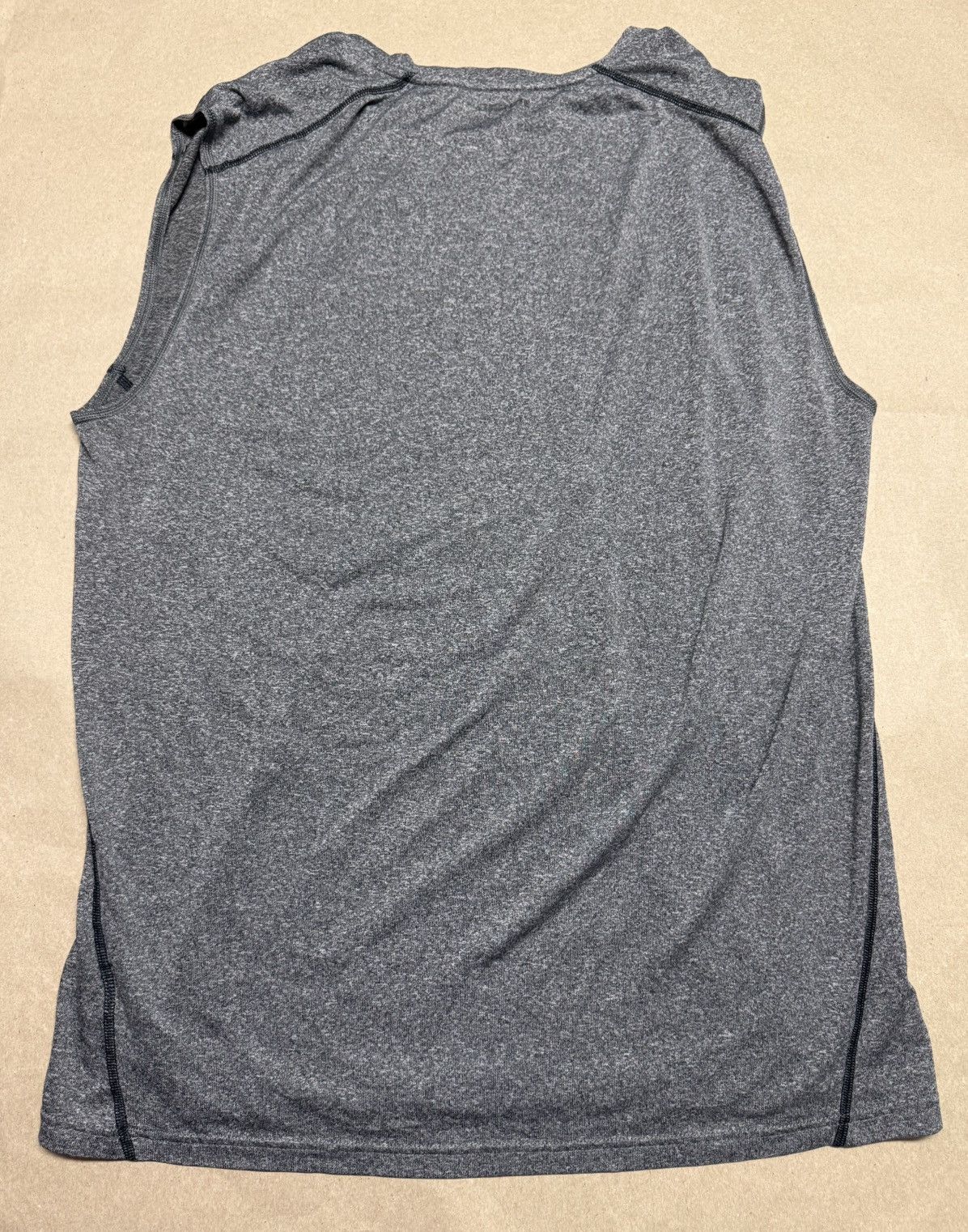 Adidas Adidas TechFit Essential Gray workout Tank Top Shirt XL! Size US XL / EU 56 / 4 - 2 Thumbnail