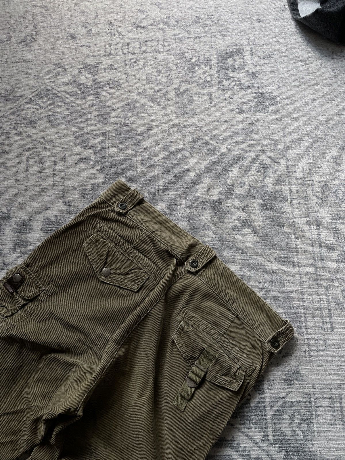 Polo Ralph Lauren Vintage Polo Ralph Lauren Cargo Pants Velvet Corduroy Army Size US 32 / EU 48 - 11 Thumbnail