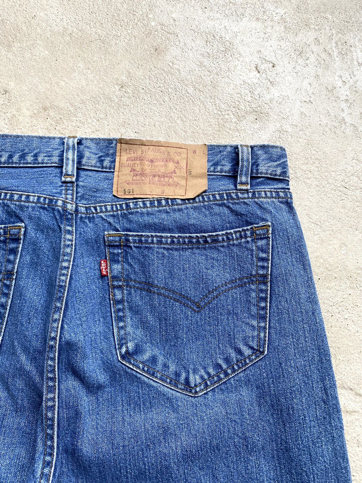 Levi's Vintage 90s Levi's 501 Washed Blue Denim Jeans Size US 34 / EU 50 - 13 Thumbnail