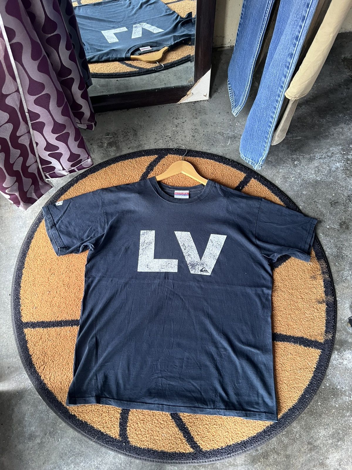 Quiksilver 🔥Made in Usa Vintage Quiksilver LV Tee Size US L / EU 52-54 / 3 - 2 Thumbnail