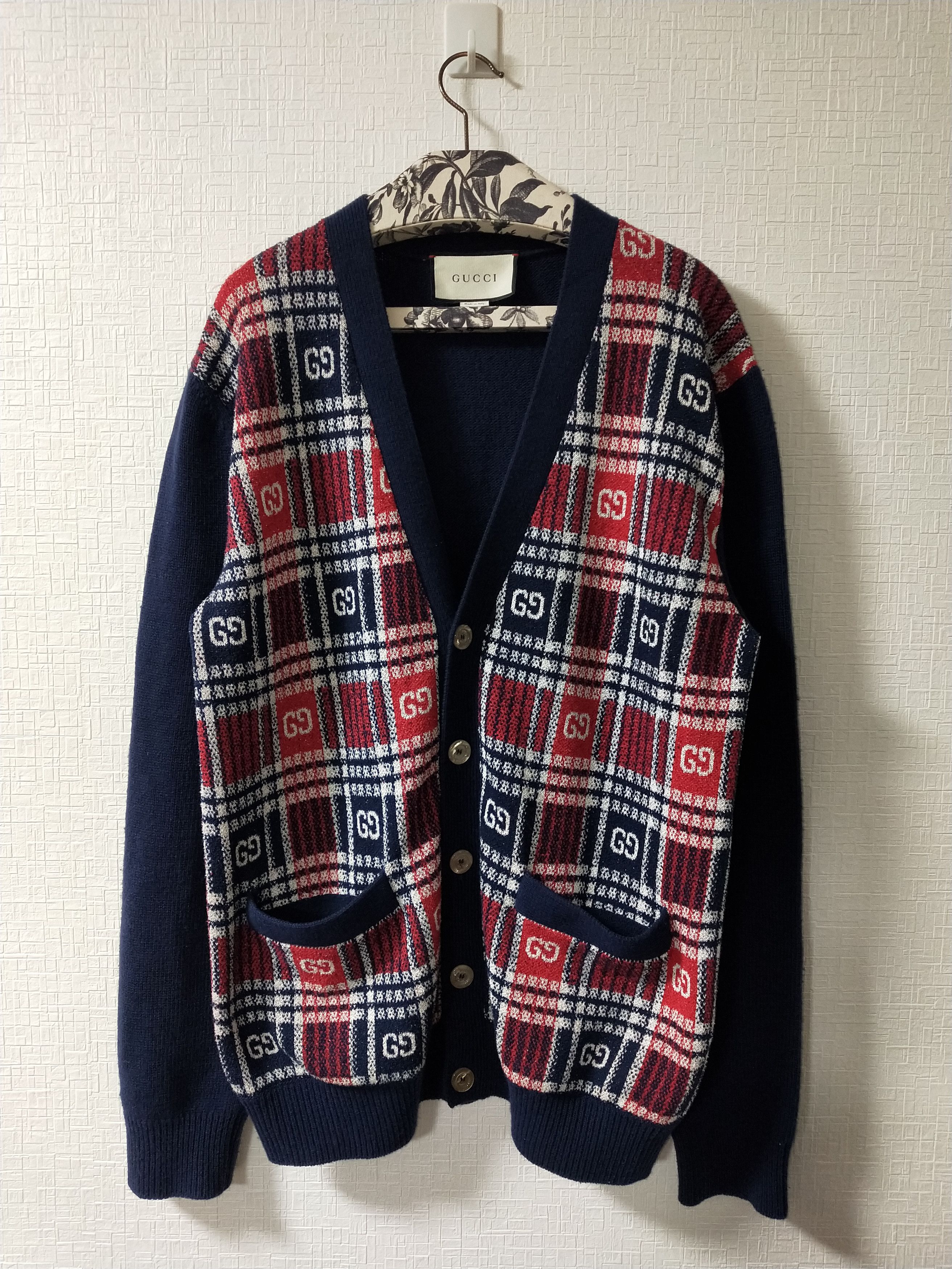image of Gucci Logo V Cardigan in Navy, Men's (Size Medium)