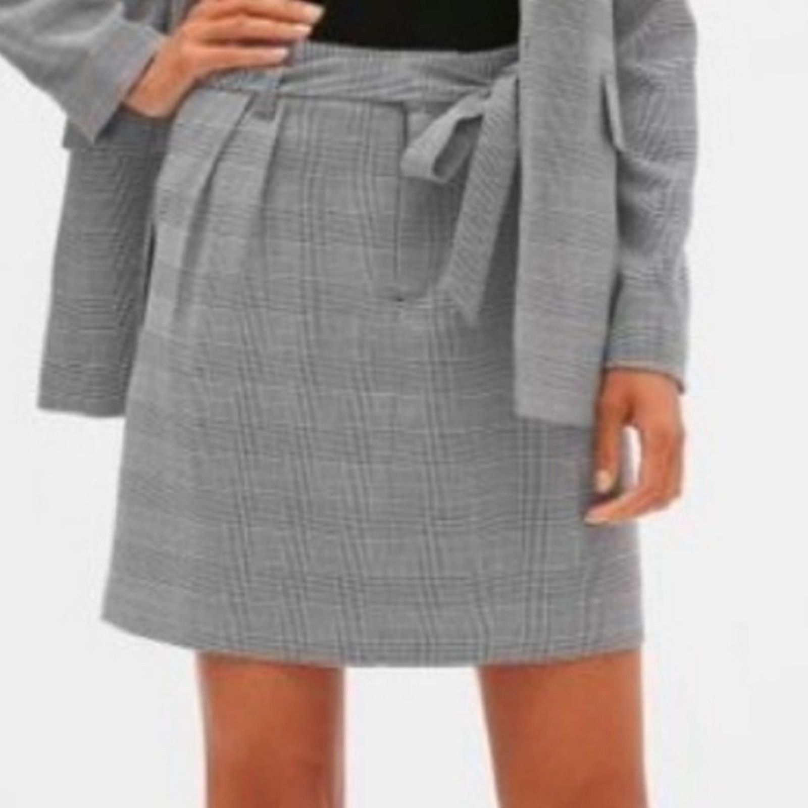 Banana Republic Banana Republic Glen Plaid A Line Skirt Size 6 Size 28" / US 6 / IT 42 - 1 Thumbnail