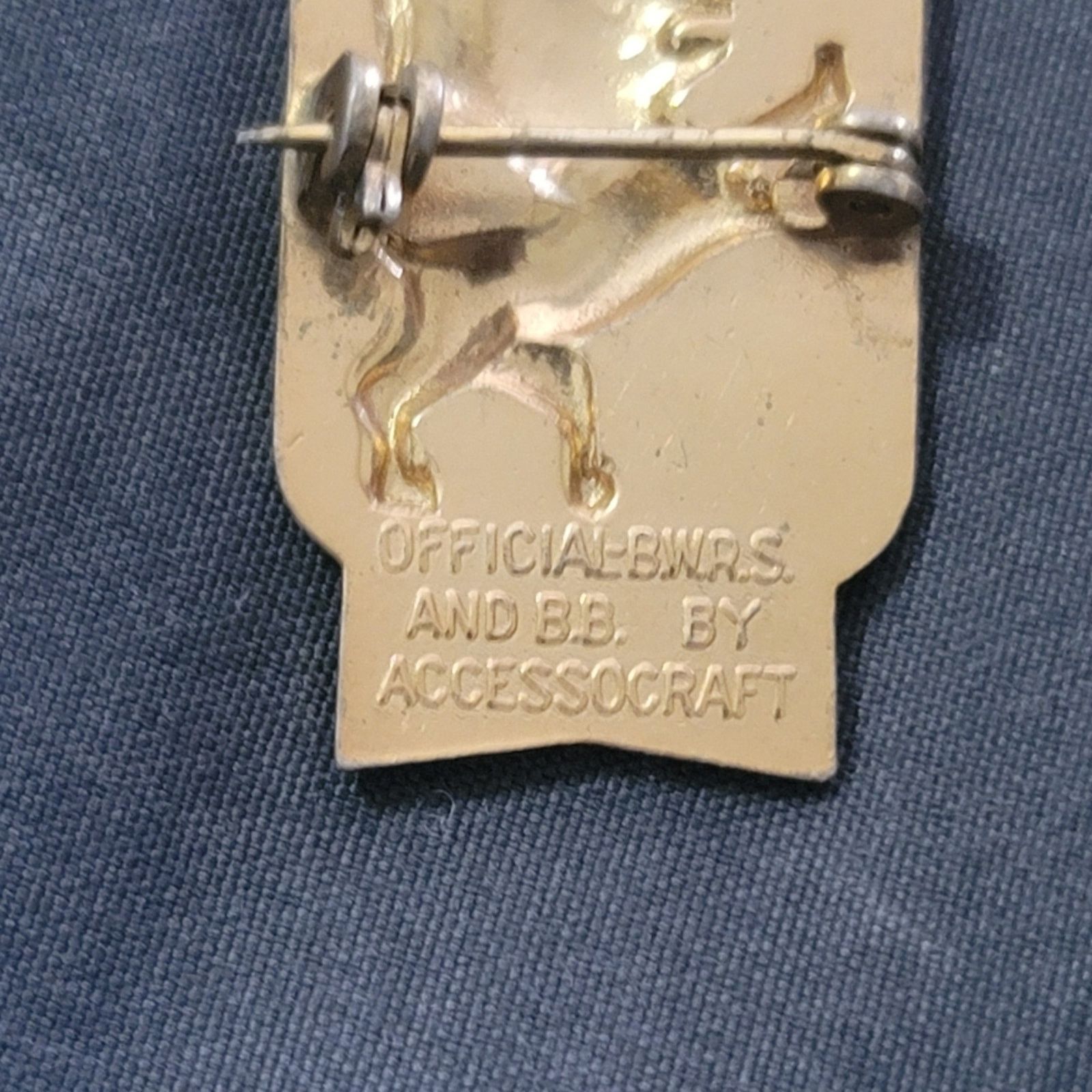 The Unbranded Brand Vtg WWII British War Relief Dieu Et Mon Droit Lapel Pin Size ONE SIZE - 3 Thumbnail