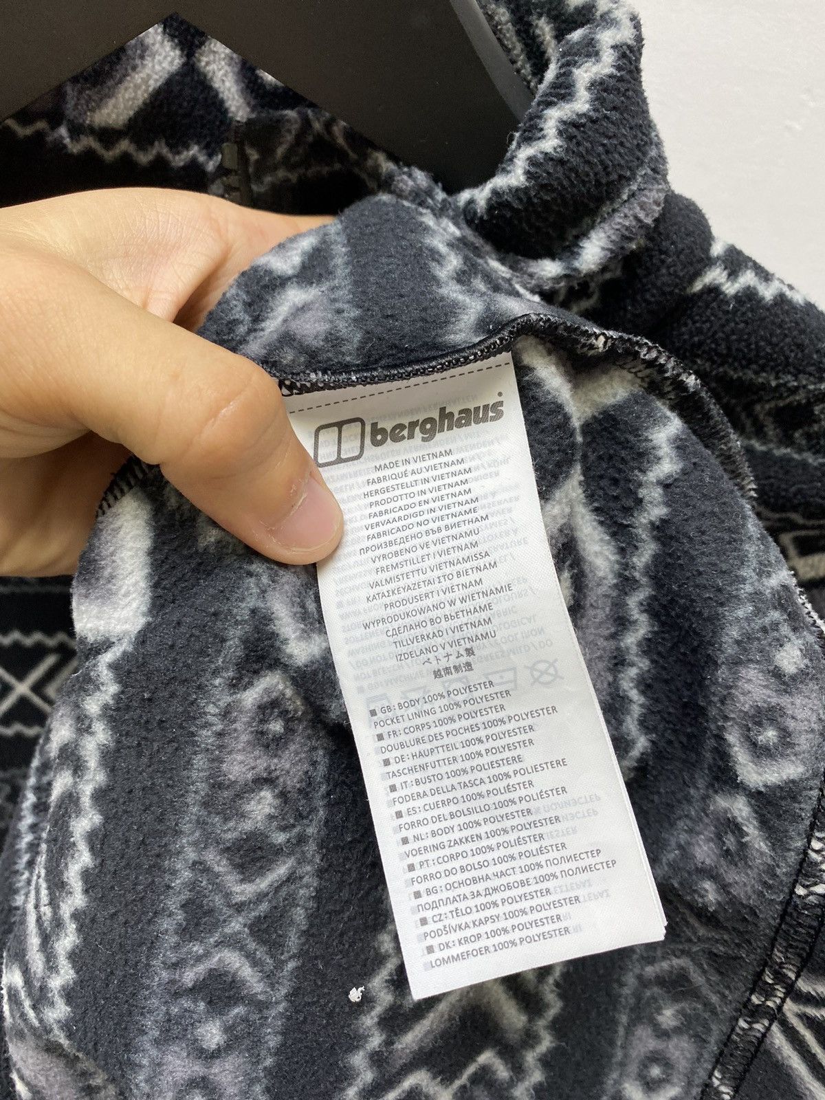 Berghaus × Vintage BERGHAUS Prism Trango 1/2 Zip Print Fleece Hiking Y2k M580 Size US M / EU 48-50 / 2 - 13 Thumbnail