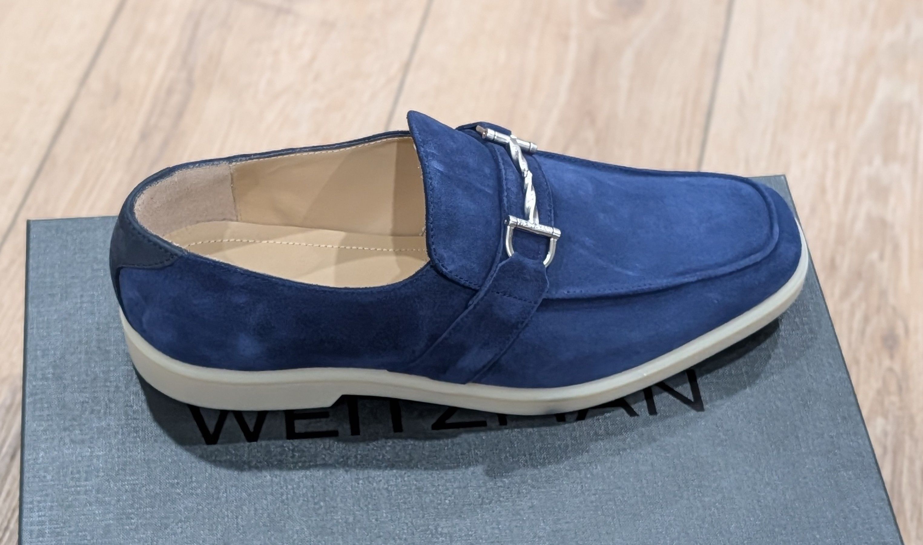Stuart Weitzman Stuart Weitzman "Aurelio" Suede Loafers Navy 44 US 11 Size US 11 / EU 44 - 5 Thumbnail