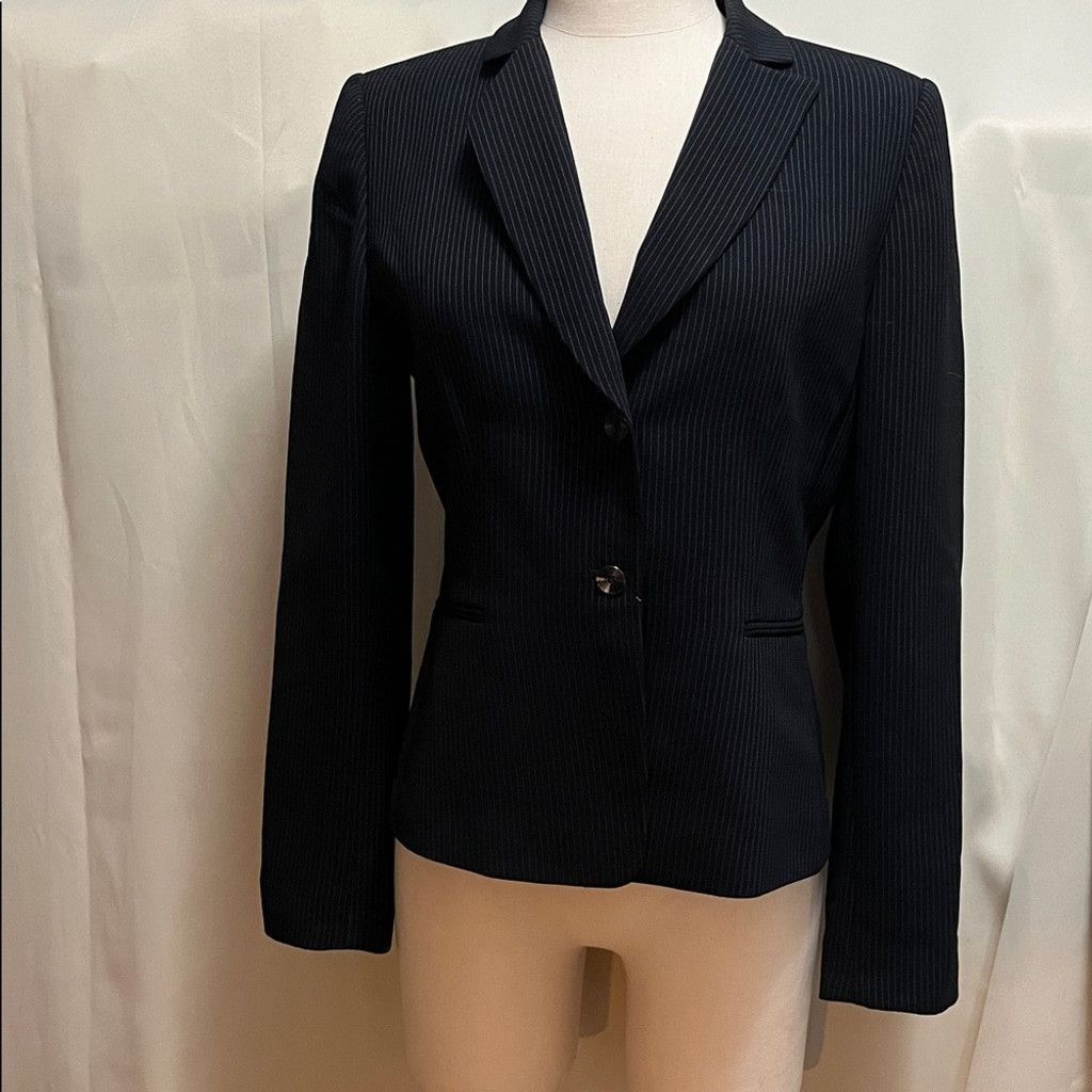 Elie Tahari Tahari black and white pinstripe, Blazer Size S / US 4 / IT 40 - 1 Thumbnail