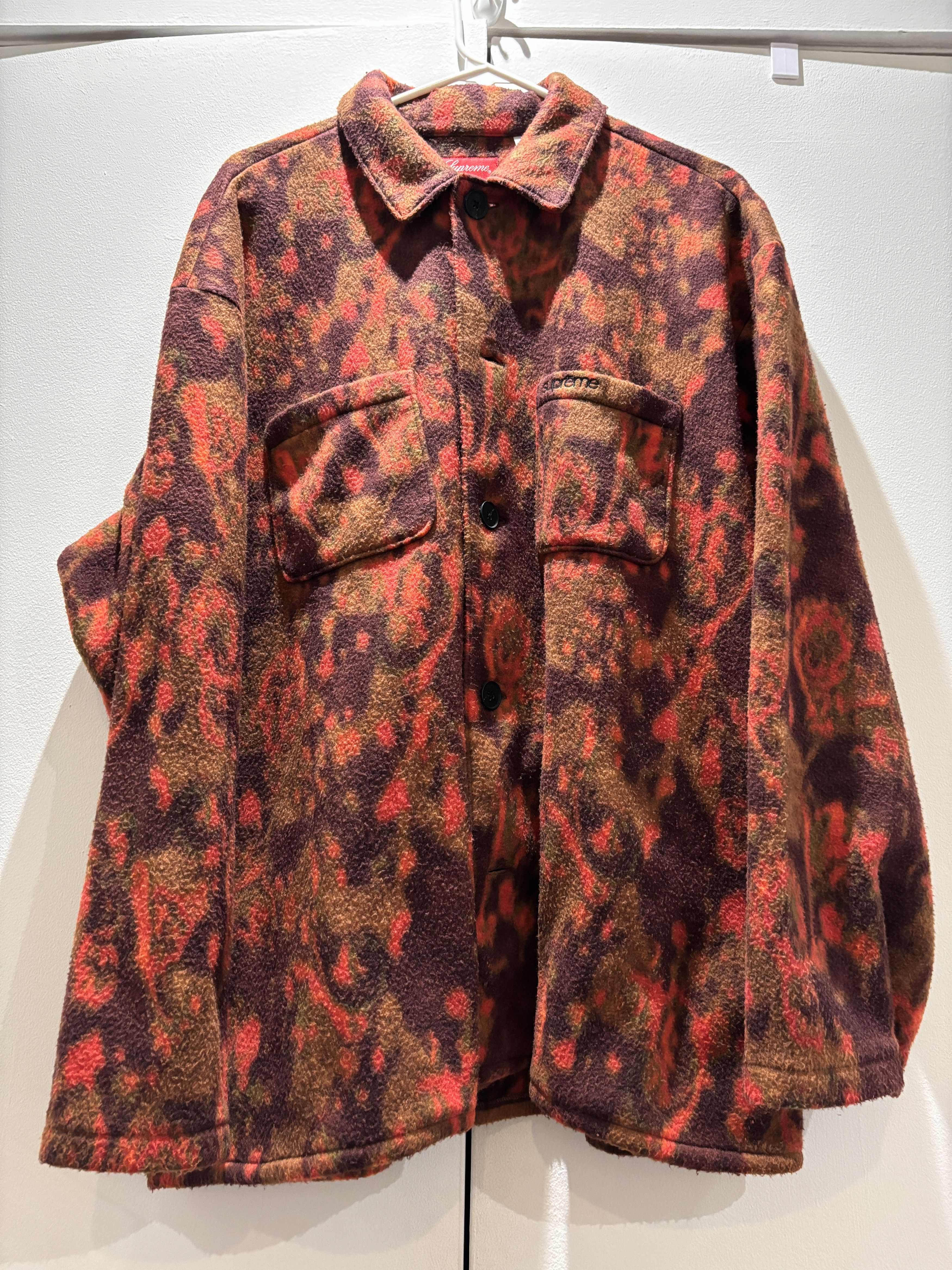 日本通販サイト Supreme Paisley Fleece Shirt Red - トップス