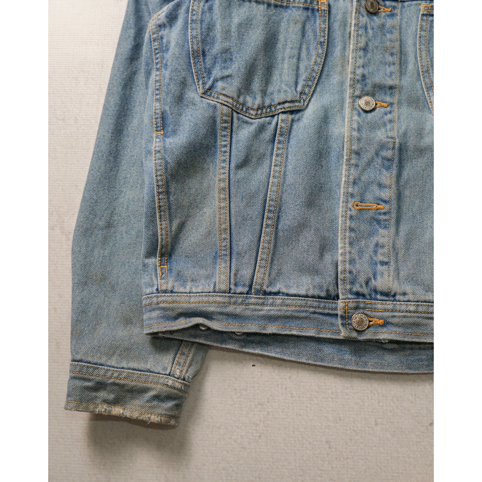 Tommy Hilfiger Vintage 90s Tommy Hilfiger Denim Jacket - Women's Large Size L / US 10 / IT 46 - 4 Thumbnail
