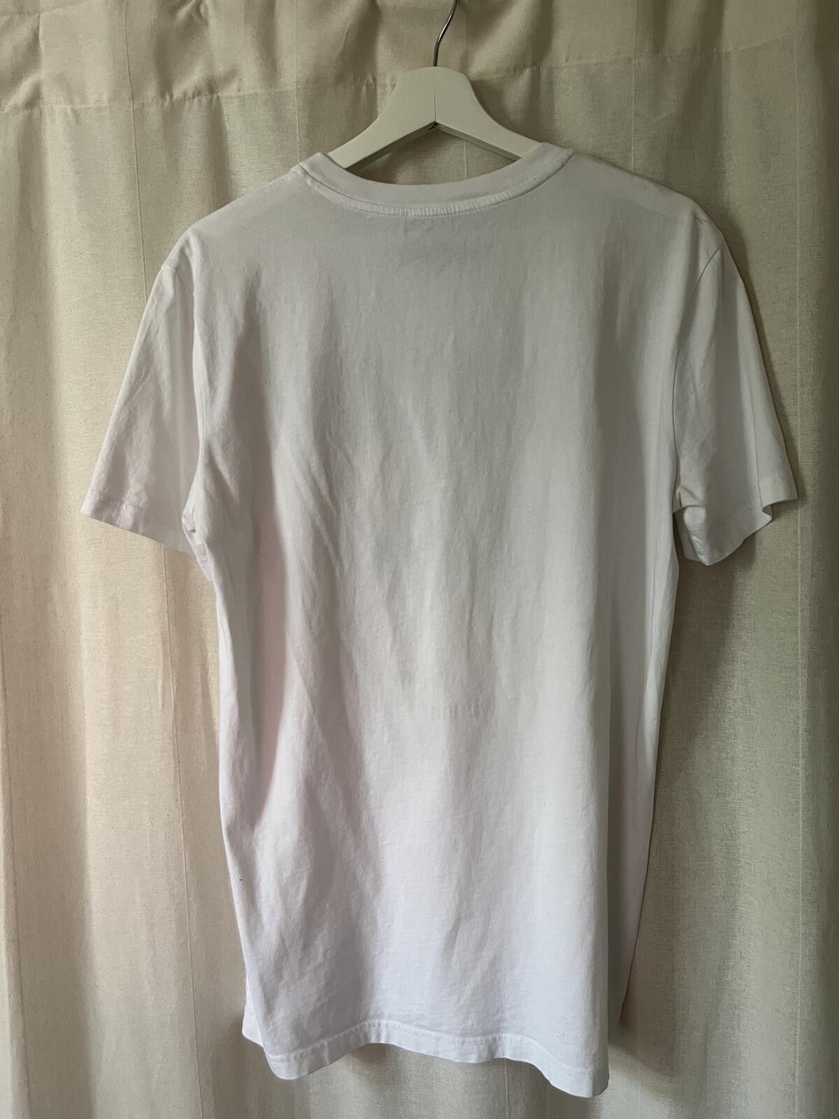 Moschino MOSCHINO COUTURE MILANO WHITE LOGO TSHIRT Size US L / EU 52-54 / 3 - 6 Thumbnail