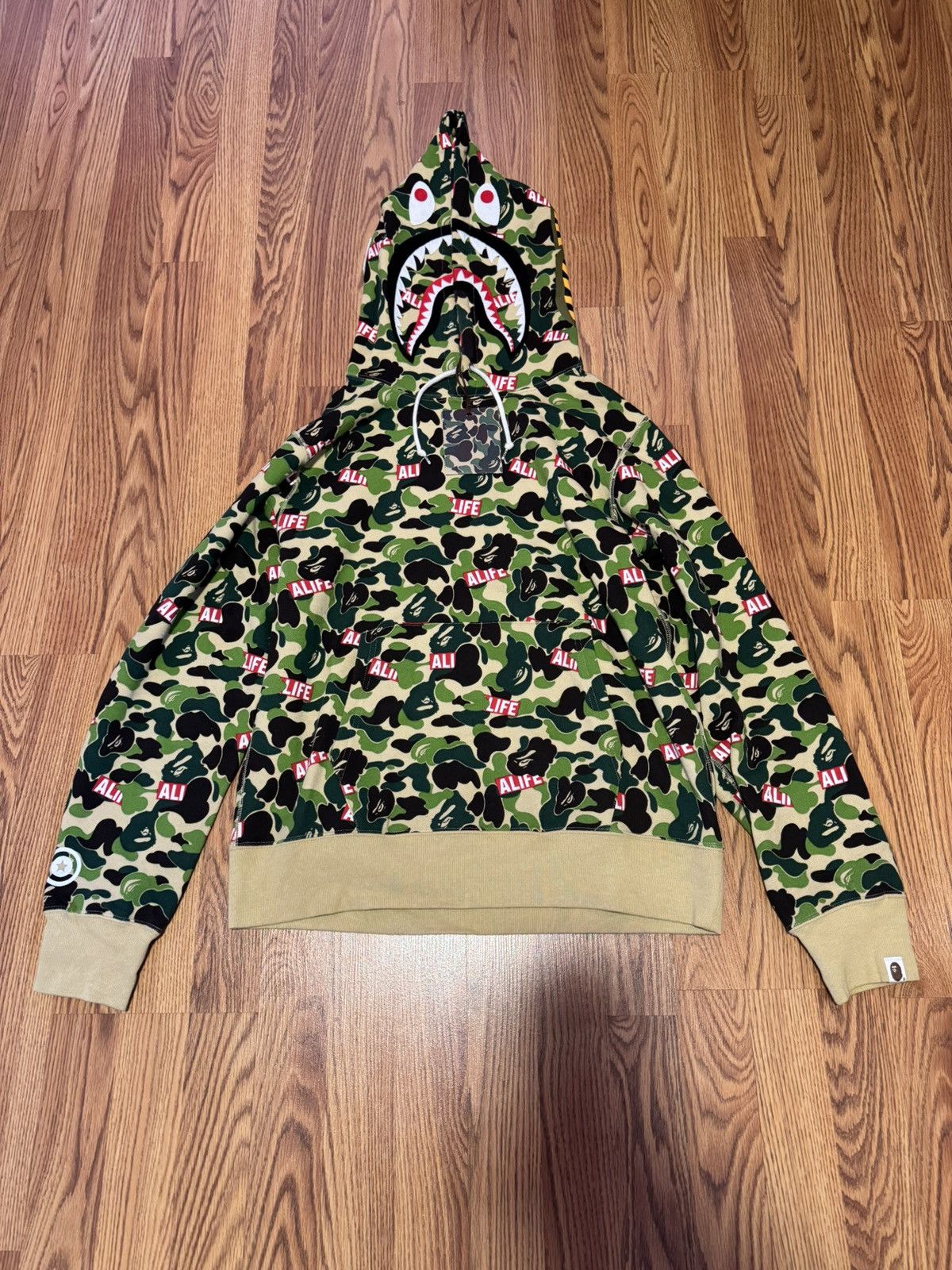 Alife × Bape Bape x Alife Shark Pullover Hoodie Size US L / EU 52-54 / 3 - 1 Thumbnail