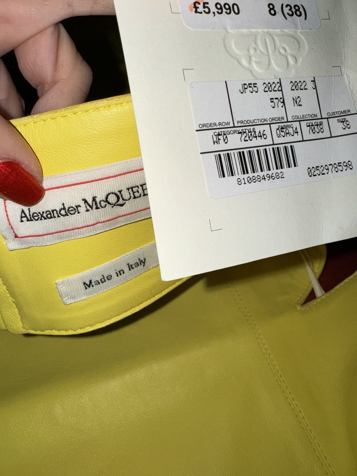 Alexander McQueen Alexander McQueen yellow leather dress, size XS Size XS / US 0-2 / IT 36-38 - 3 Thumbnail