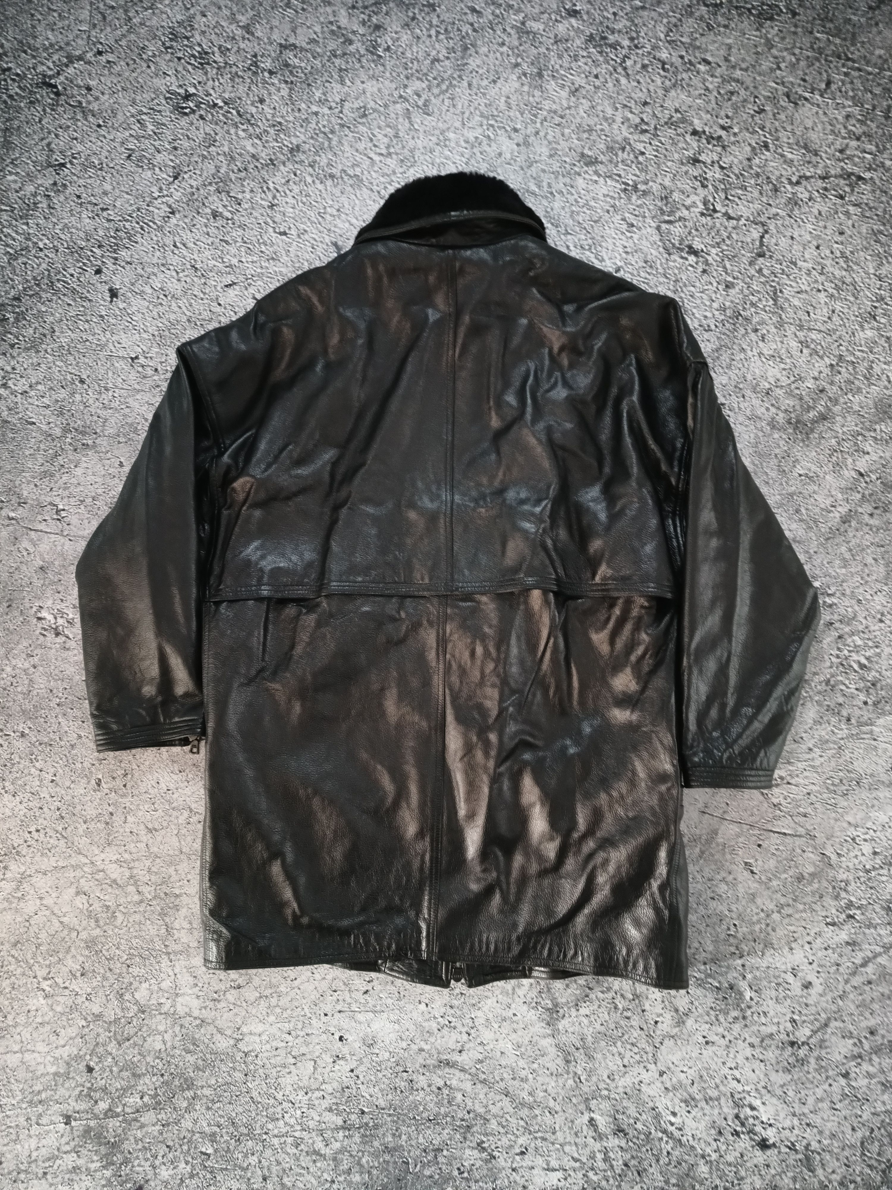 Versace Gianni Versace vintage coat Size XL / US 12-14 / IT 48-50 - 8 Thumbnail