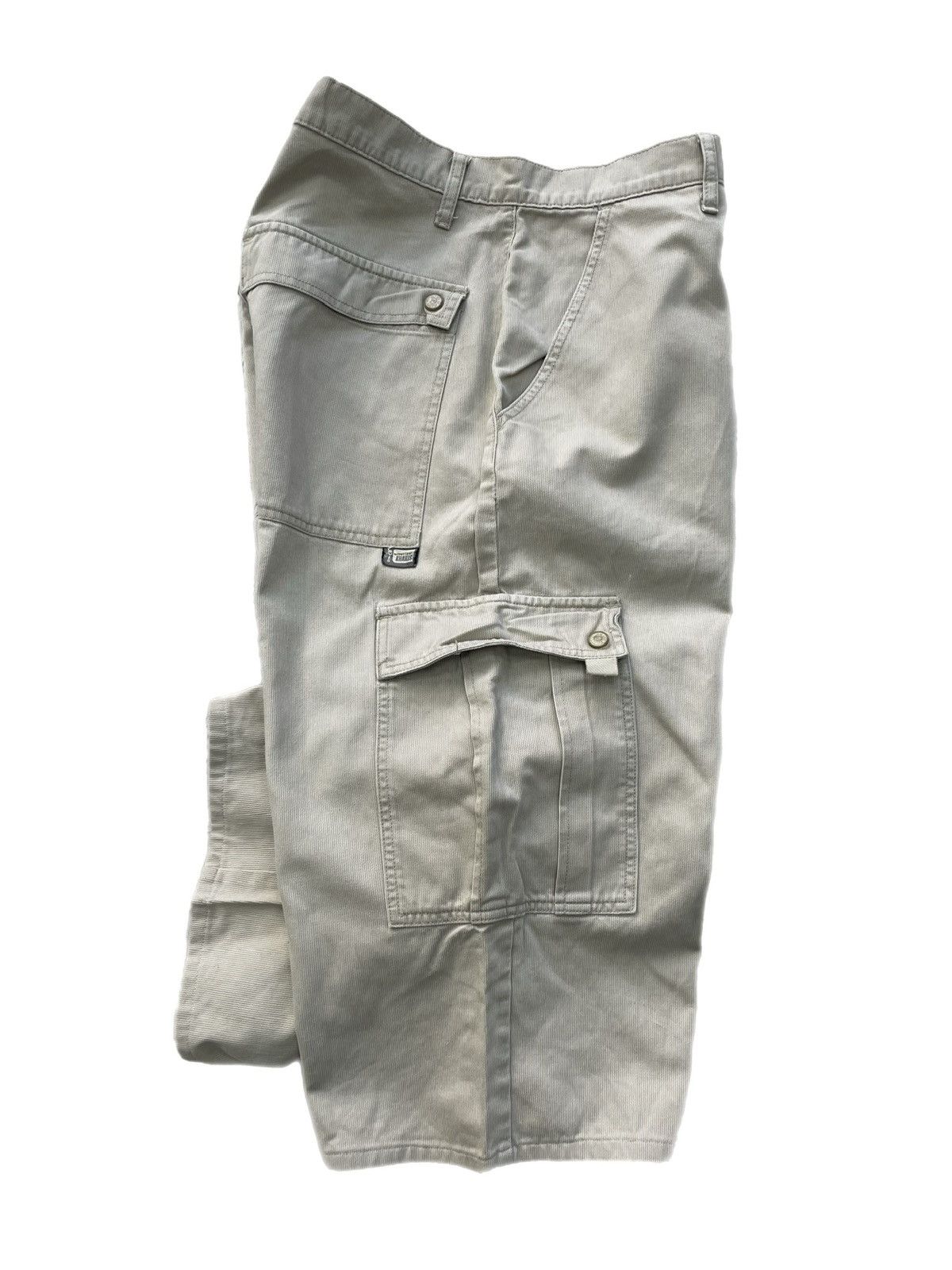 Levi's Levis cargo wide shorts cargo silver tab baggy khakis y2k Size US 33 - 9 Thumbnail