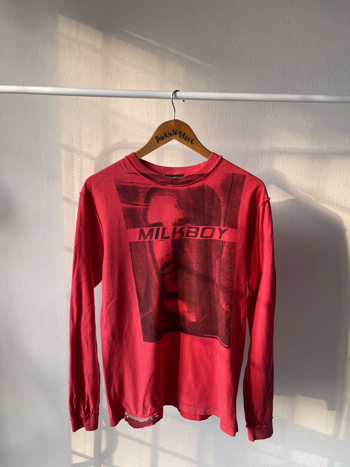 20471120 × Beauty Beast × If Six Was Nine 2005 Milkboy ‘Encounter The Shadow’ Long Sleeve Size US M / EU 48-50 / 2 - 1 Thumbnail
