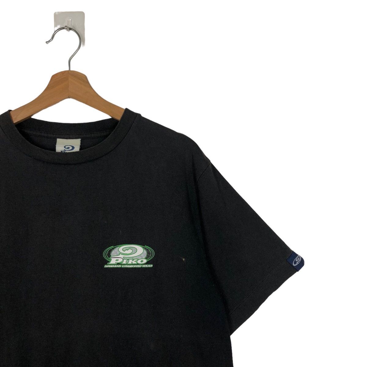 Japanese Brand VINTAGE PIKO HAWAIIAN LONGBOARD WEAR T-SHIRT BIG LOGO Size US M / EU 48-50 / 2 - 5 Thumbnail