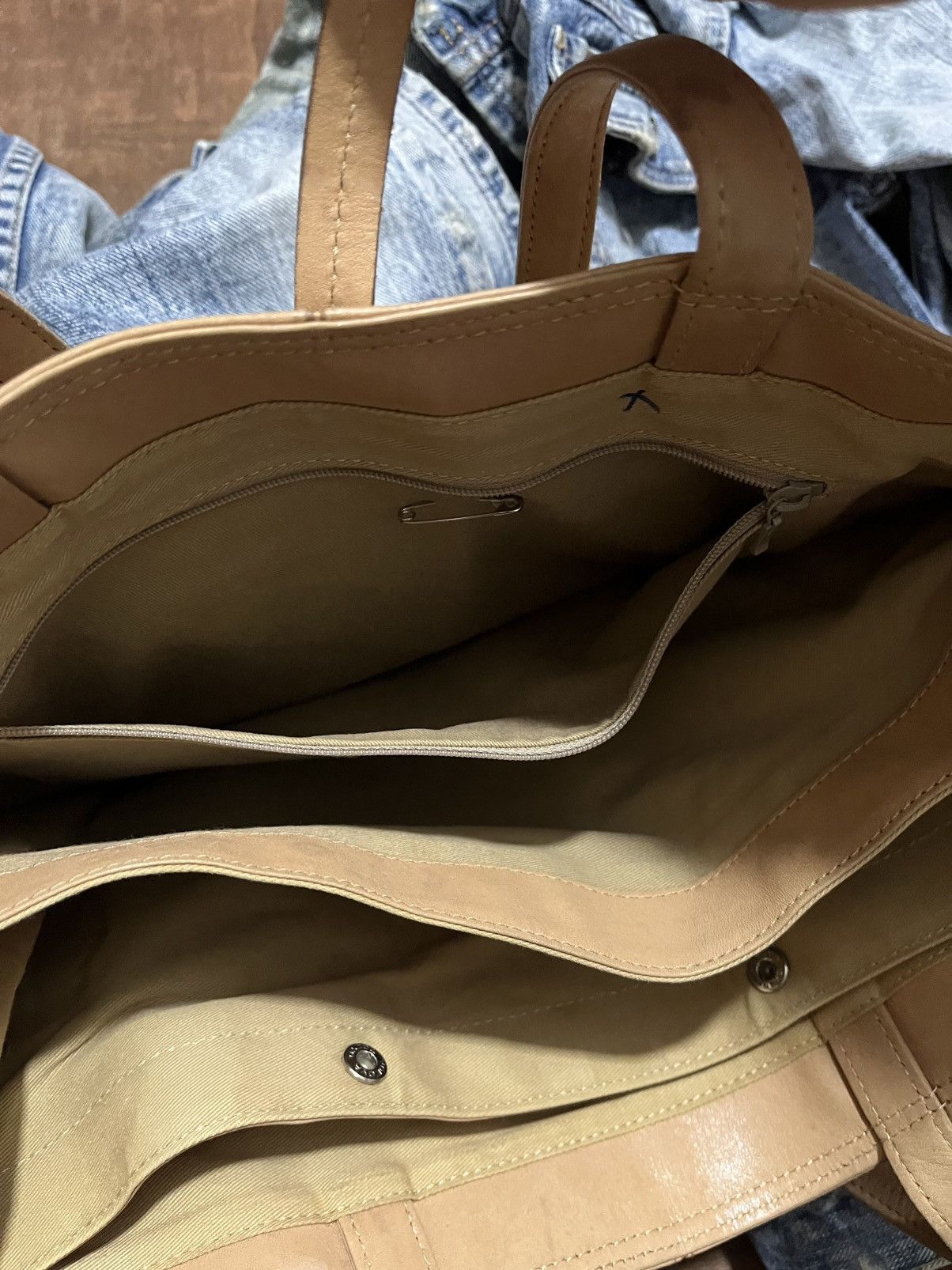 Japanese Brand Vintage Montowa Japan Patina Leather Tote Bag Size ONE SIZE - 6 Thumbnail