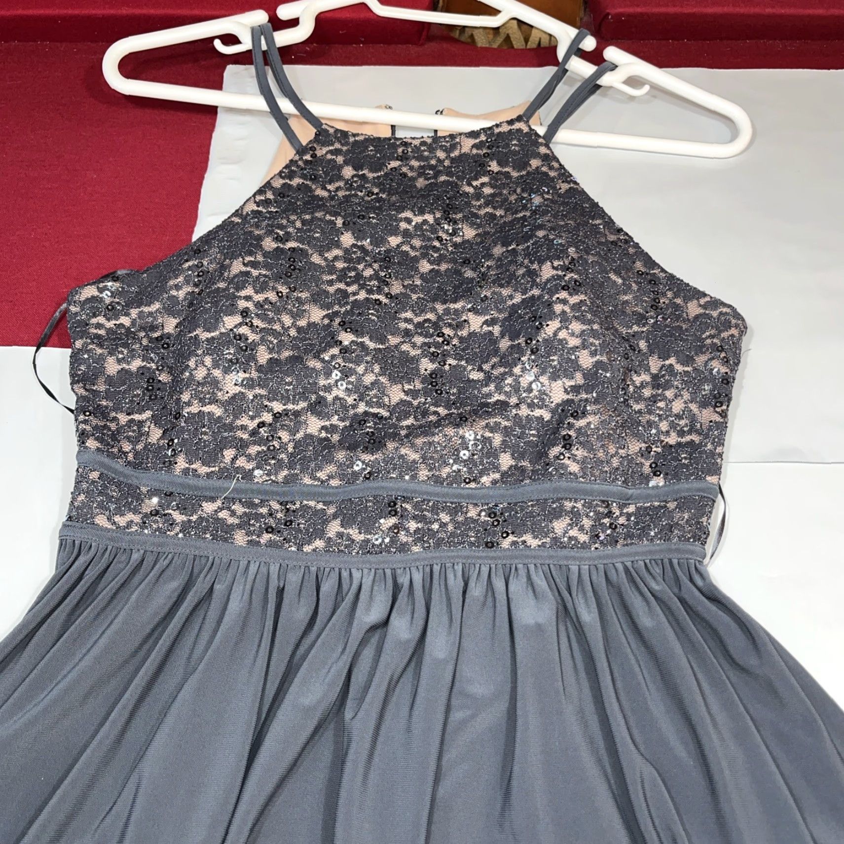 Vintage Nightway GRAY DRESS Lace Sequined HALTER Long Maxi GOWN Stretchy SIZE 12 Women’s Size XL / US 12-14 / IT 48-50 - 2 Thumbnail