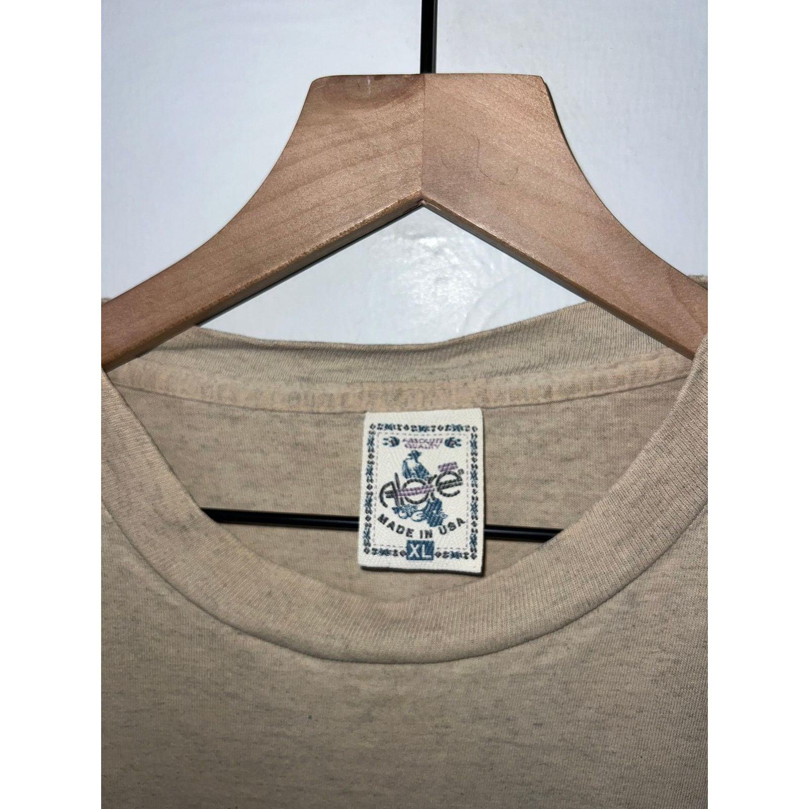 Vintage Vintage Vicki Melhart Shirt American Flag Brown Tee 90s XL Size US XL / EU 56 / 4 - 7 Thumbnail