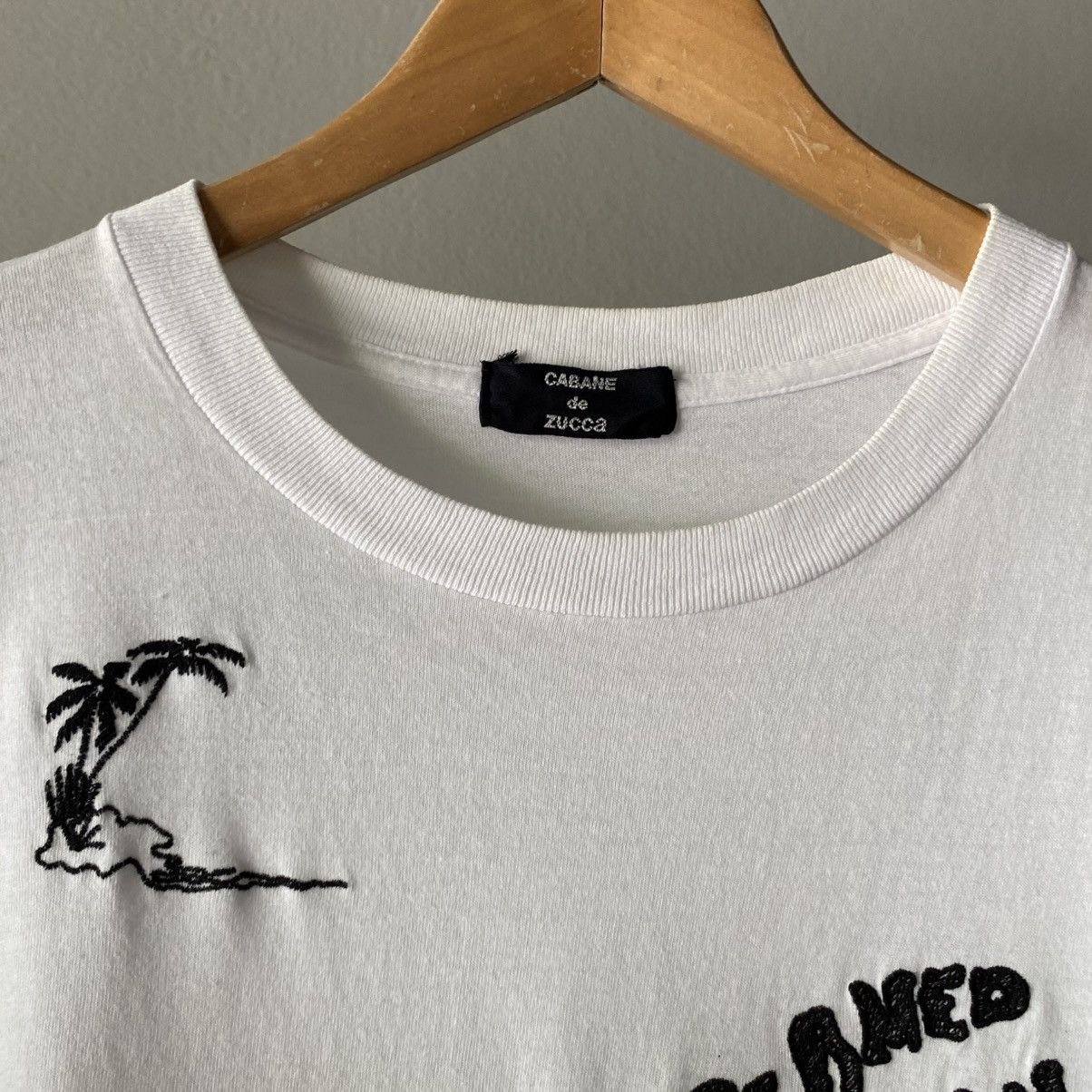 CABANE de ZUCCa CABANE de ZUCCA White Tee with Black Logo Embroidery Size US M / EU 48-50 / 2 - 3 Thumbnail