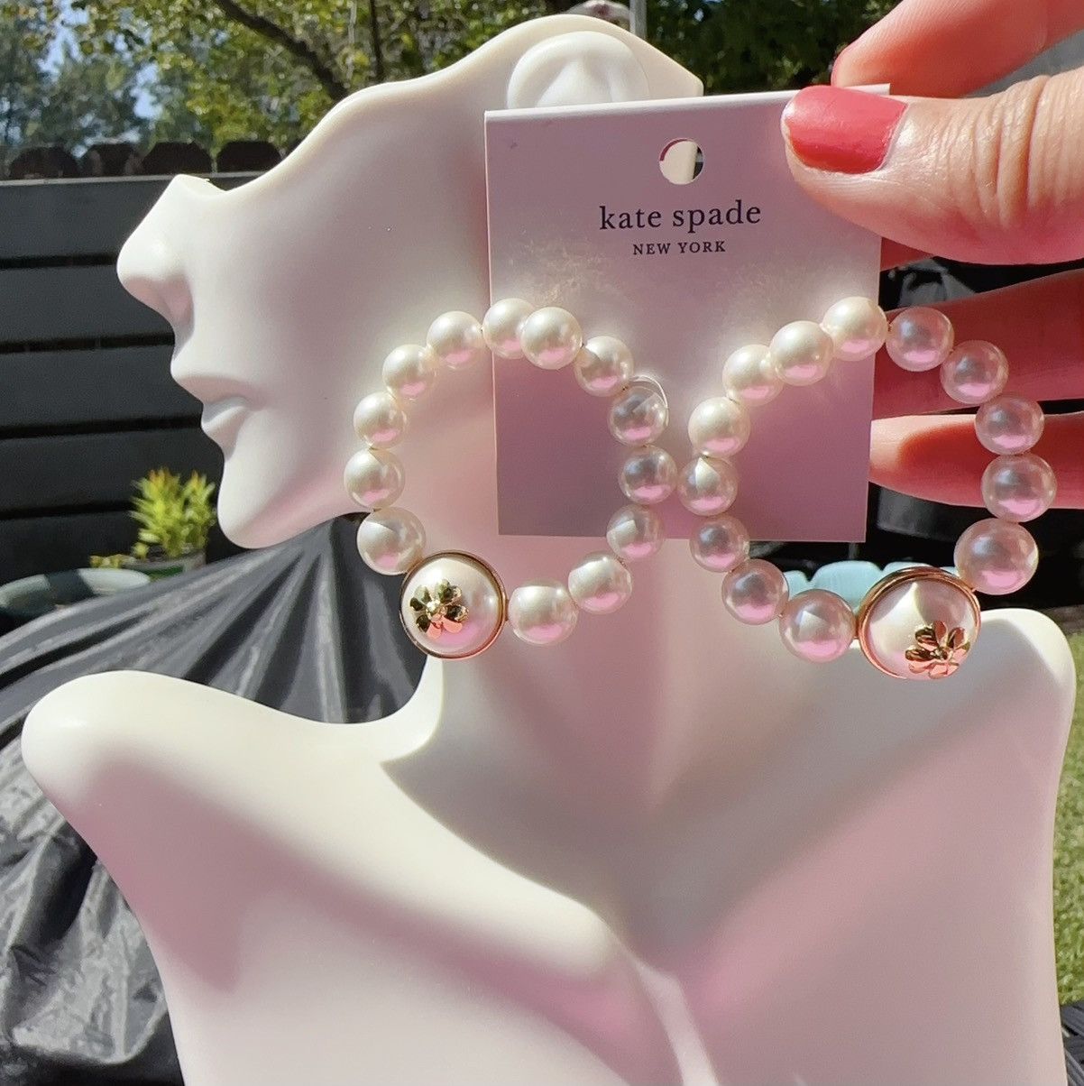 Kate Spade $99 Kate Spade White Pearl Circle Gold Logo Drop Gold Tone Size ONE SIZE - 2 Thumbnail