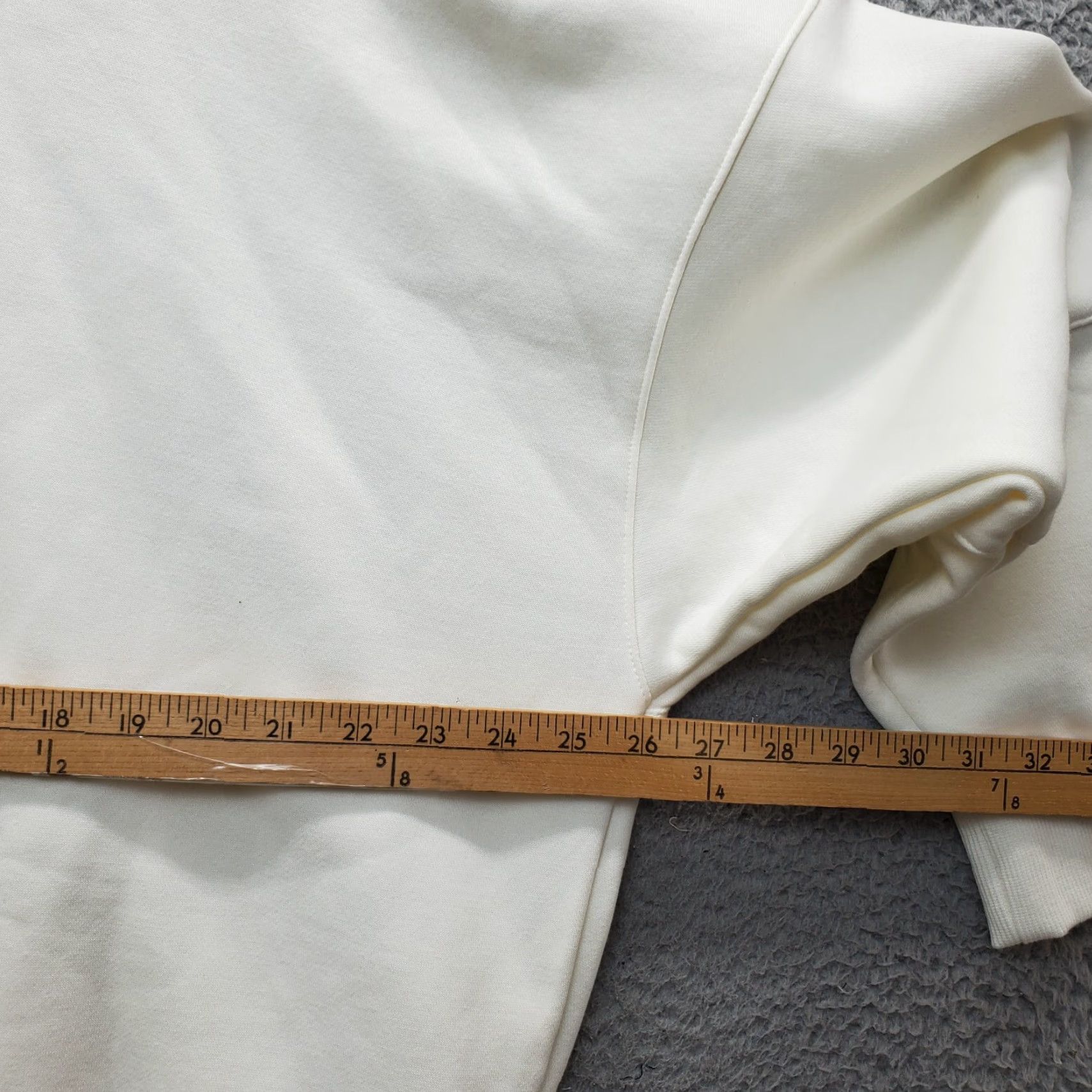 Reebok Reebok Hoodie Mens Large White Ribbed Hem & Cuff Drop Shoulder Sleeve Pullover Size US L / EU 52-54 / 3 - 4 Thumbnail