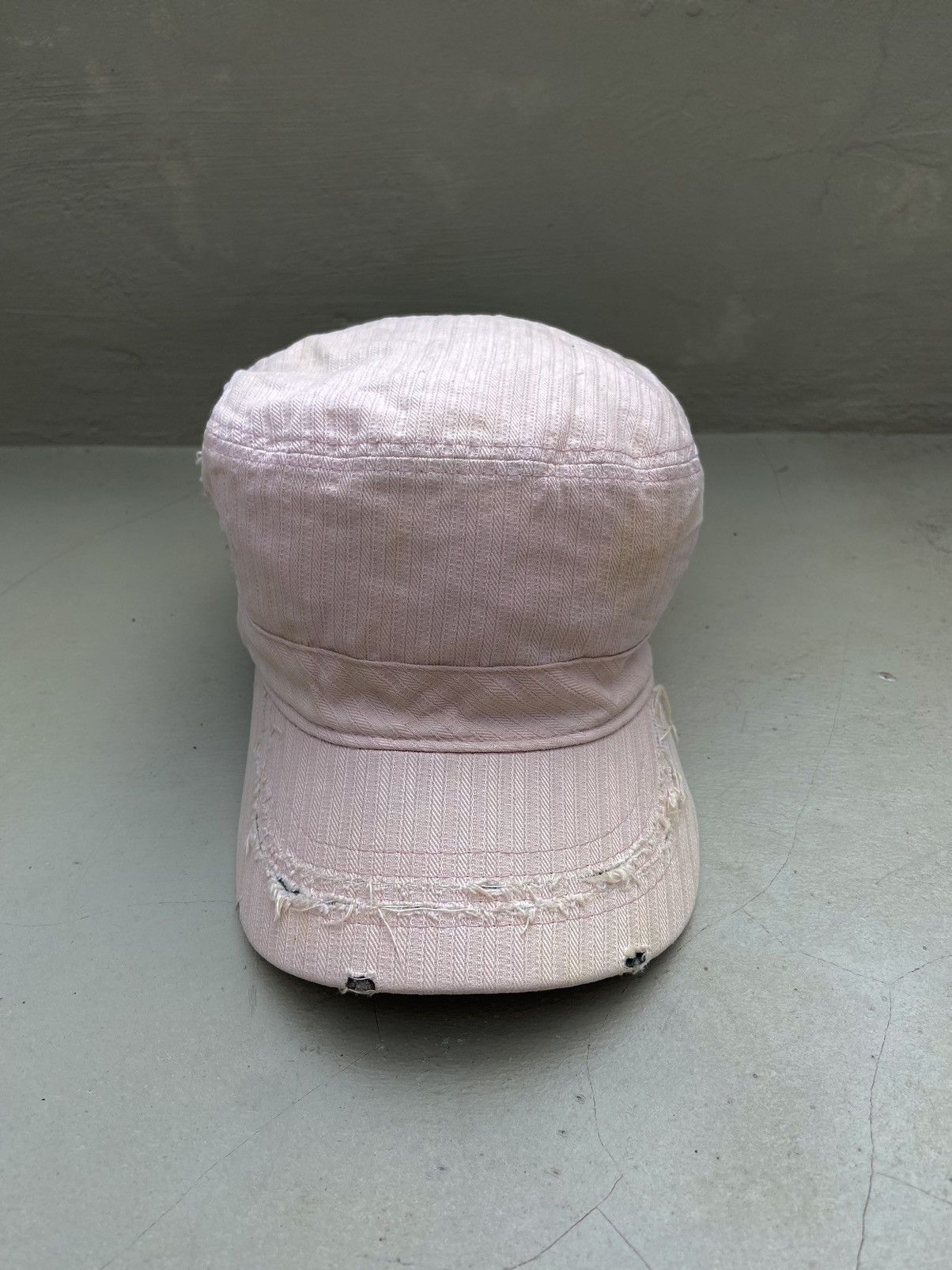 If Six Was Nine 2000s ditsetressed patrol hat Size ONE SIZE - 2 Thumbnail