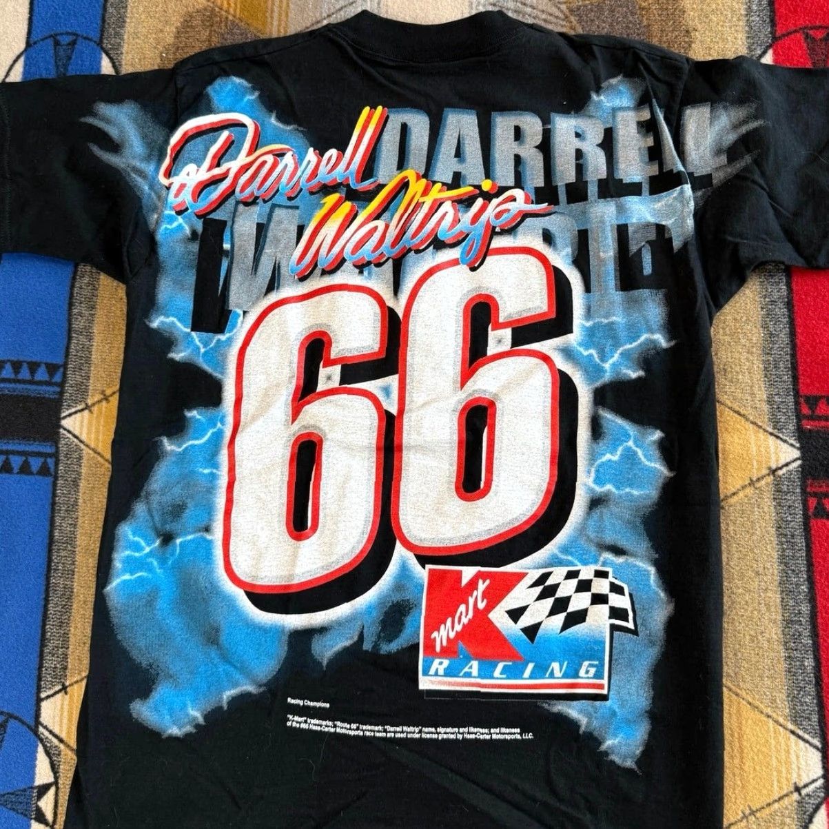 Fruit Of The Loom VINTAGE Darrell Waltrip NASCAR AOP All Over Print T-Shirt Size Large Cars Size US L / EU 52-54 / 3 - 5 Thumbnail