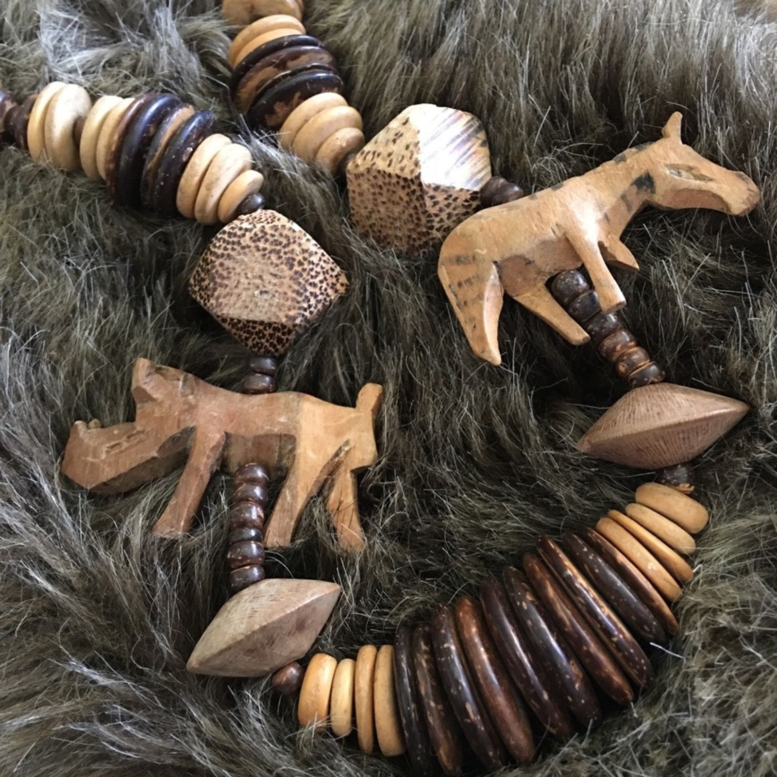 Handmade Vintage handmade carved wood bead necklace Size ONE SIZE - 6 Thumbnail