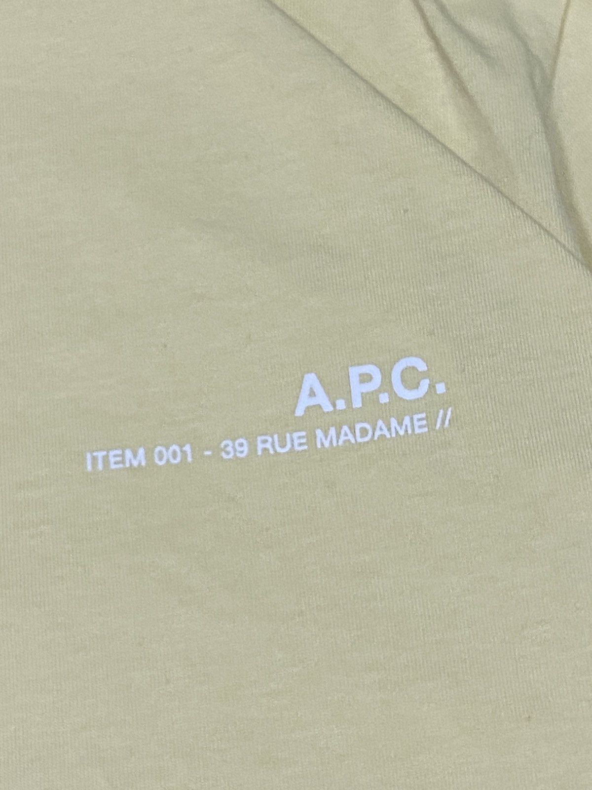 A.P.C. APC Rue Madam Paris basic t-shirt small logo Size US L / EU 52-54 / 3 - 3 Thumbnail