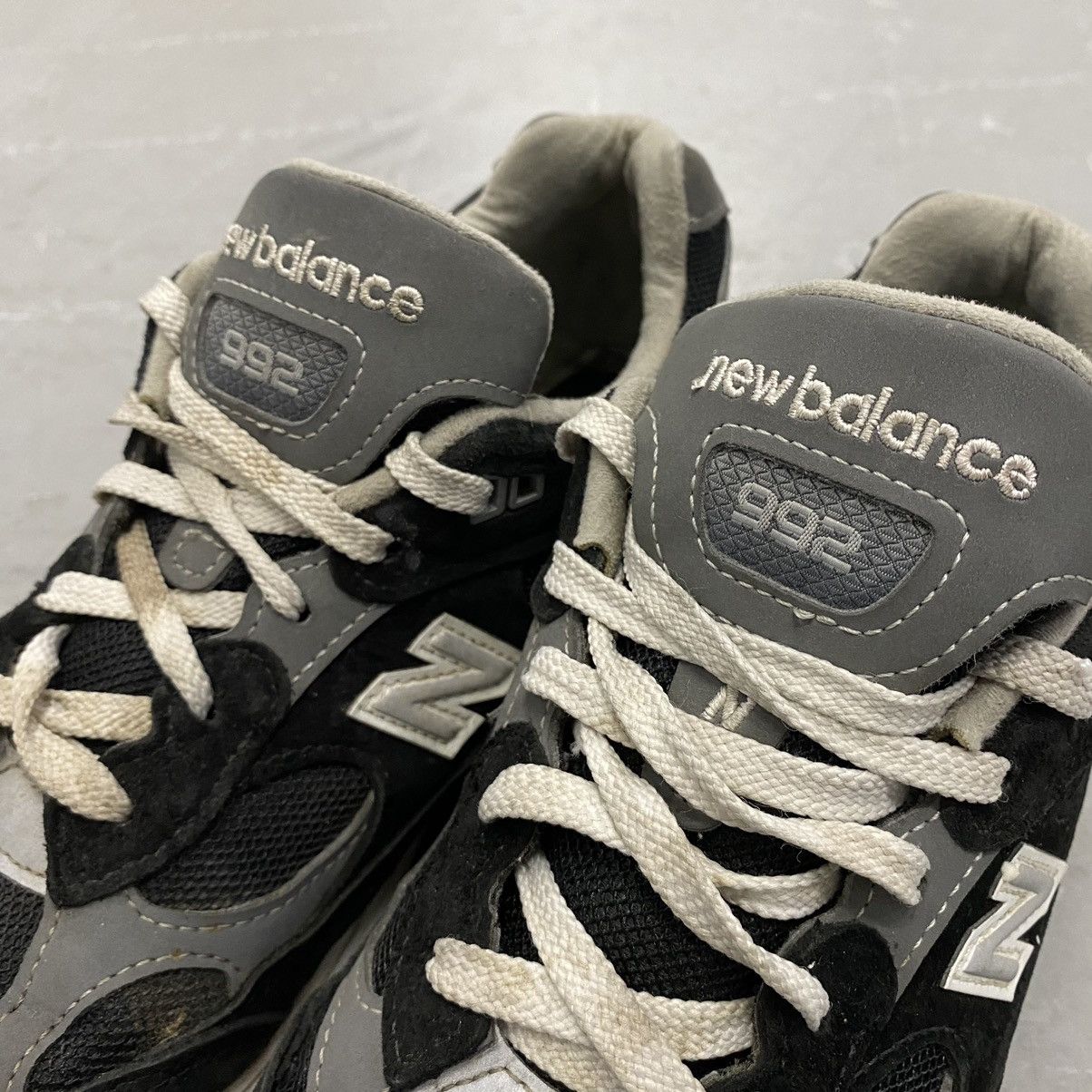 New Balance × Vintage New Balance 992 “Black” M992EB Made in USA RARE EUC Size US 8.5 / EU 41-42 - 4 Thumbnail