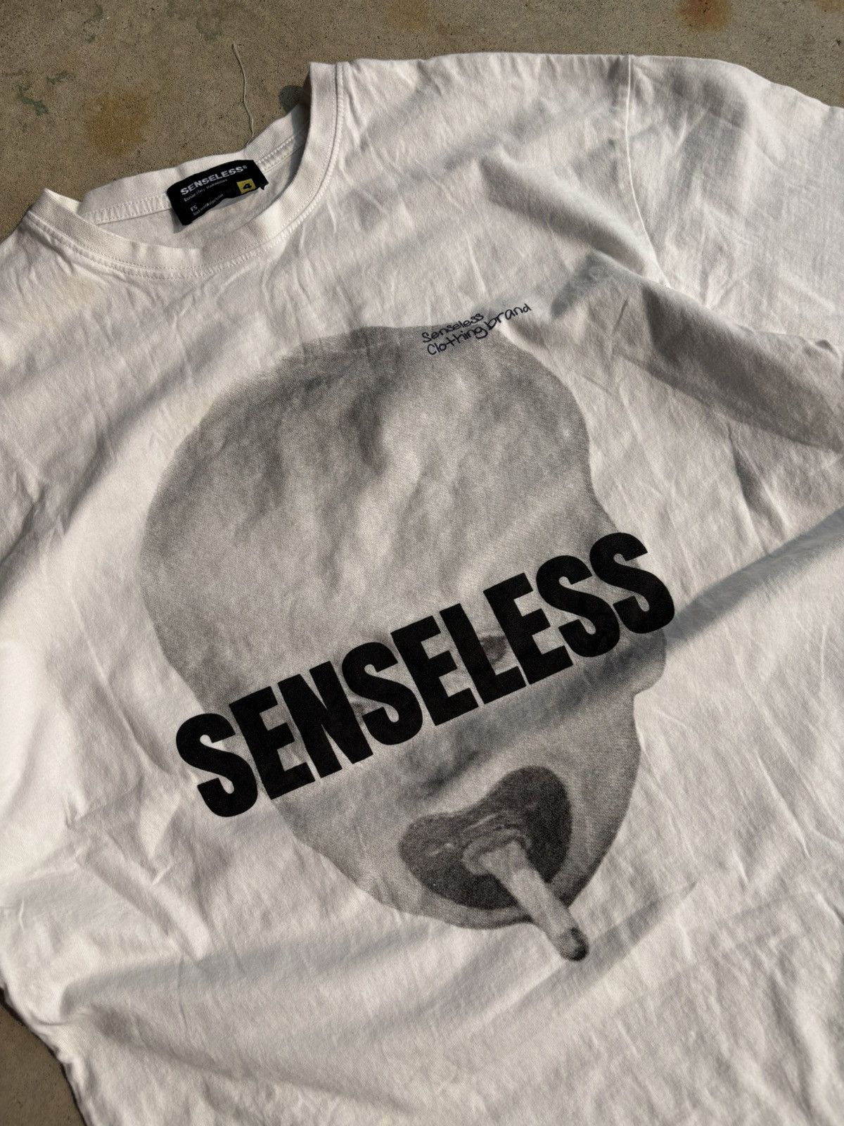 Other Crazy Obscure Baby Smoking White Tee By Senseless Company Size US L / EU 52-54 / 3 - 3 Thumbnail
