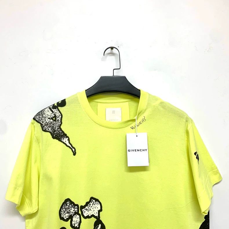 Givenchy Givenchy Spray paint short sleeve 2506-Nextarrow Size US S / EU 44-46 / 1 - 6 Thumbnail