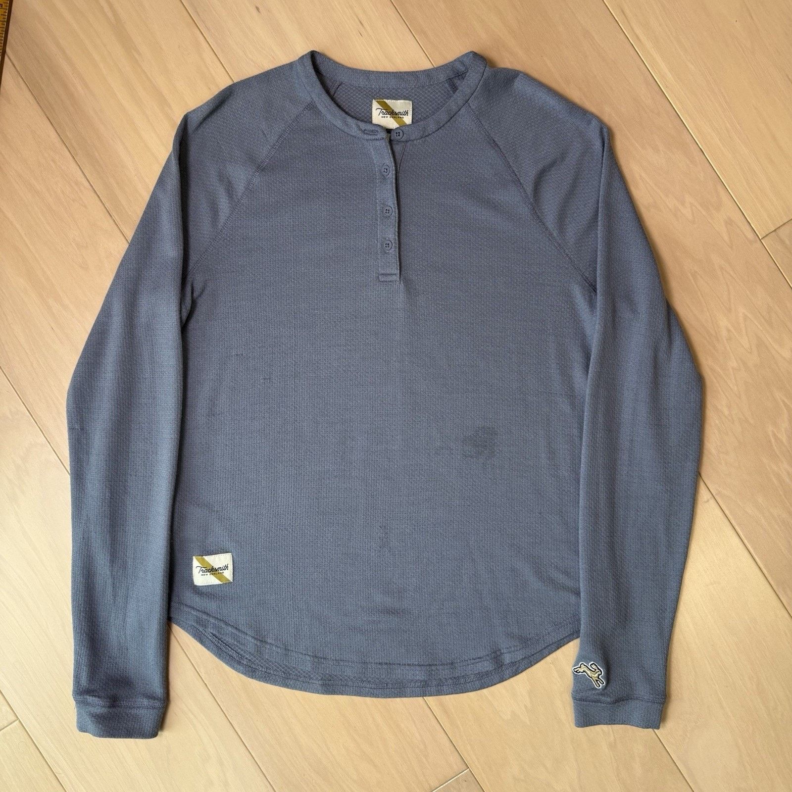 Tracksmith New England Tracksmith Merino Henley Shirt Women's M Blue Wool LS Size M / US 6-8 / IT 42-44 - 3 Thumbnail