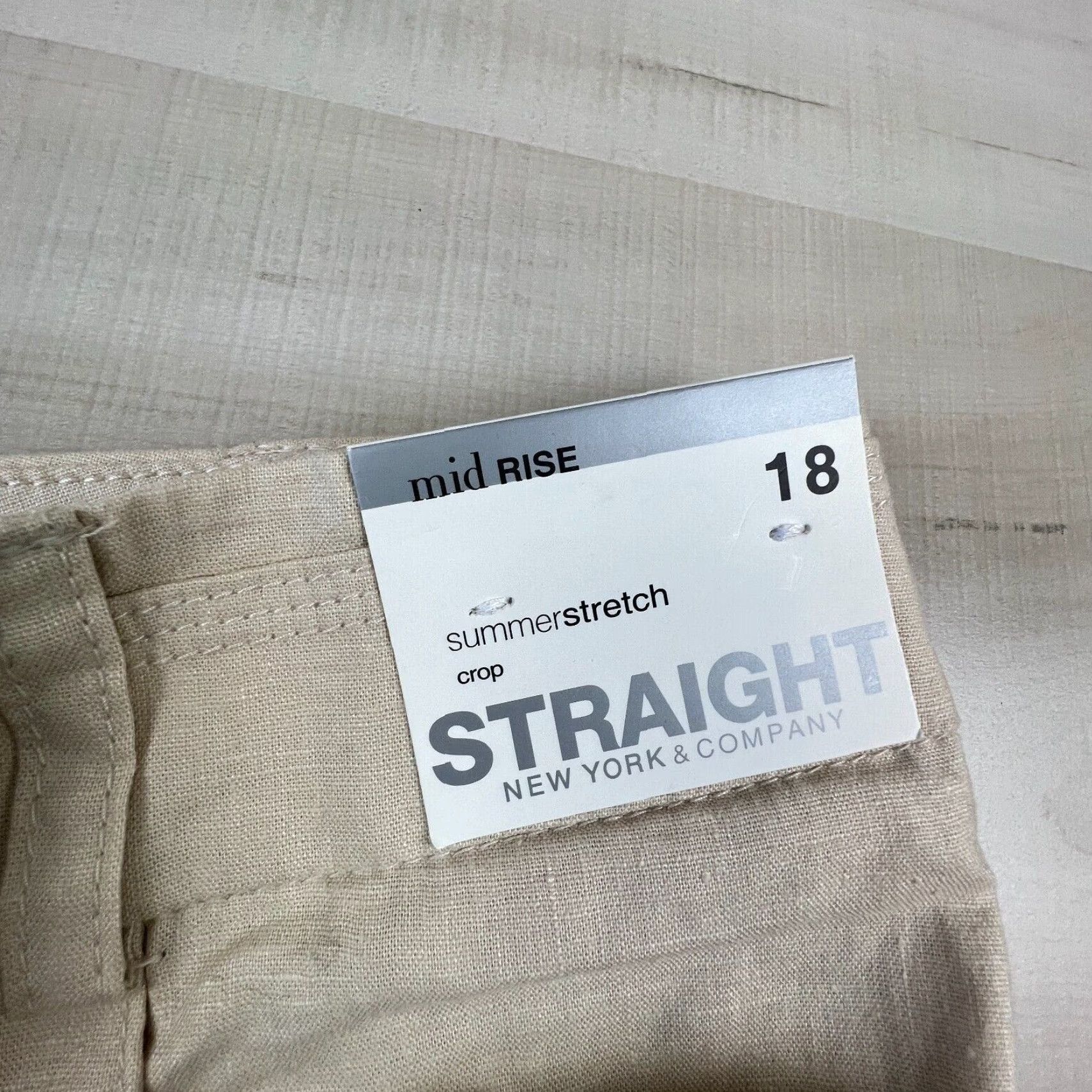 Vintage New York & Company Women's Beige Capri Pants 18 Mid Rise Stretch Linen Blend Summer Size 40" / US 18 - 4 Thumbnail