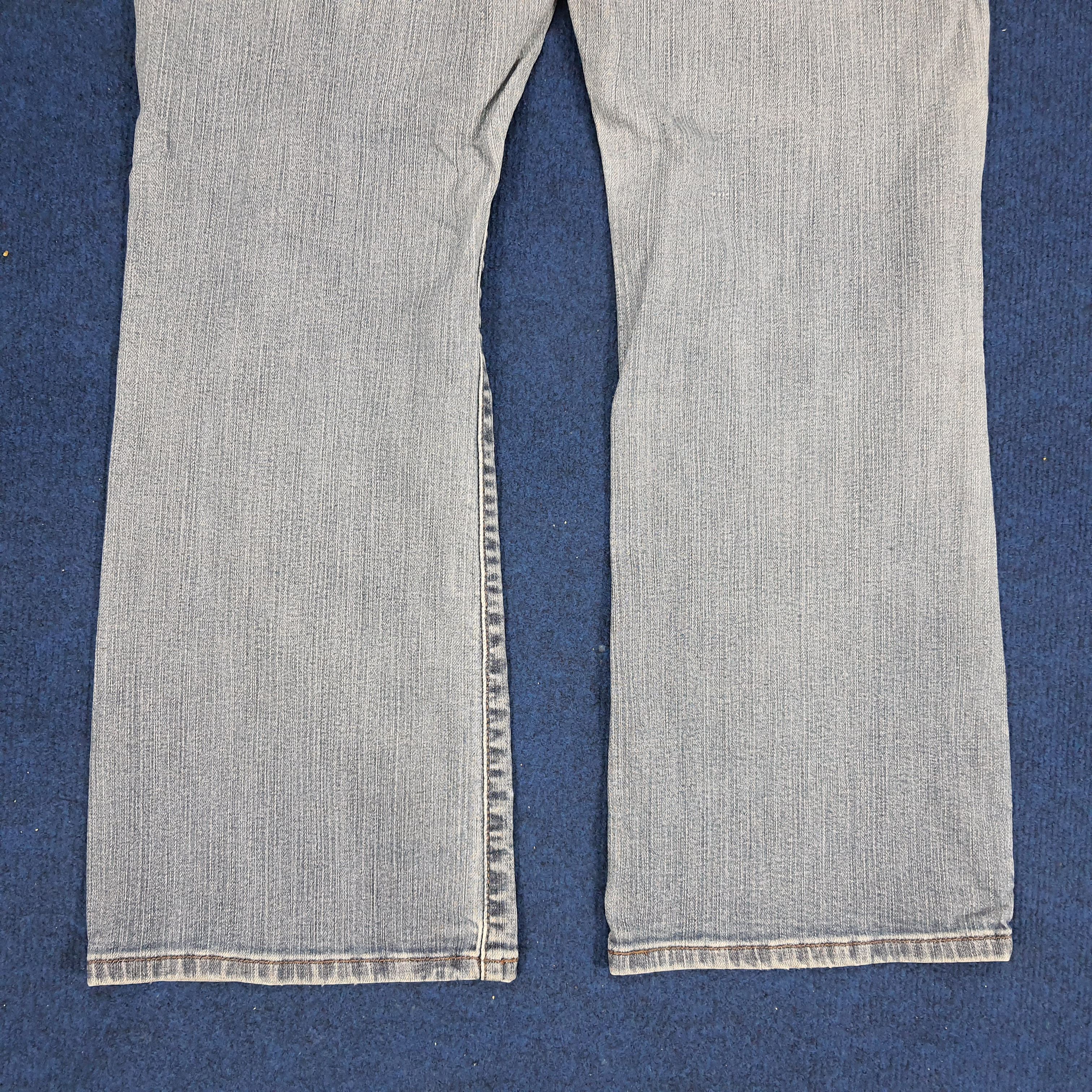 Levi's × Vintage Vintage Levi's 515 Boot Cut Distressed Style Jeans Size US 32 / EU 48 - 6 Thumbnail