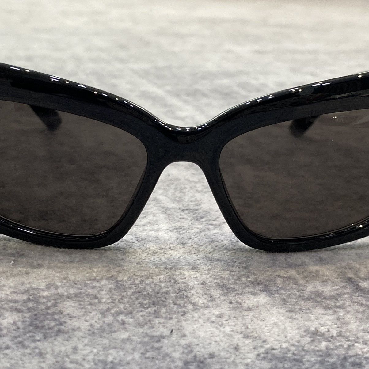 Balenciaga Balenciaga BB0354S 001 Size ONE SIZE - 5 Thumbnail