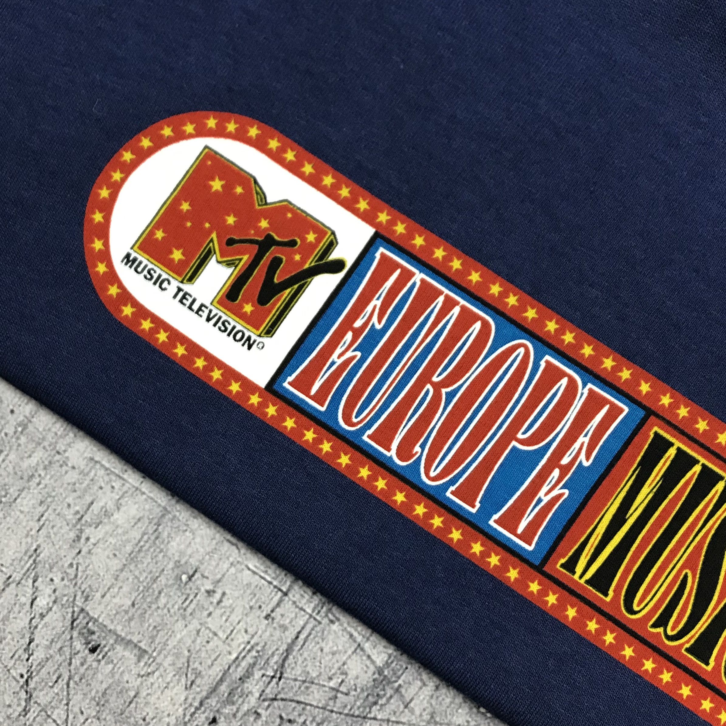 Mtv Vintage 1995 MTV Europe Music Awards Rock City Paris Lee Tee Size US XL / EU 56 / 4 - 15 Thumbnail