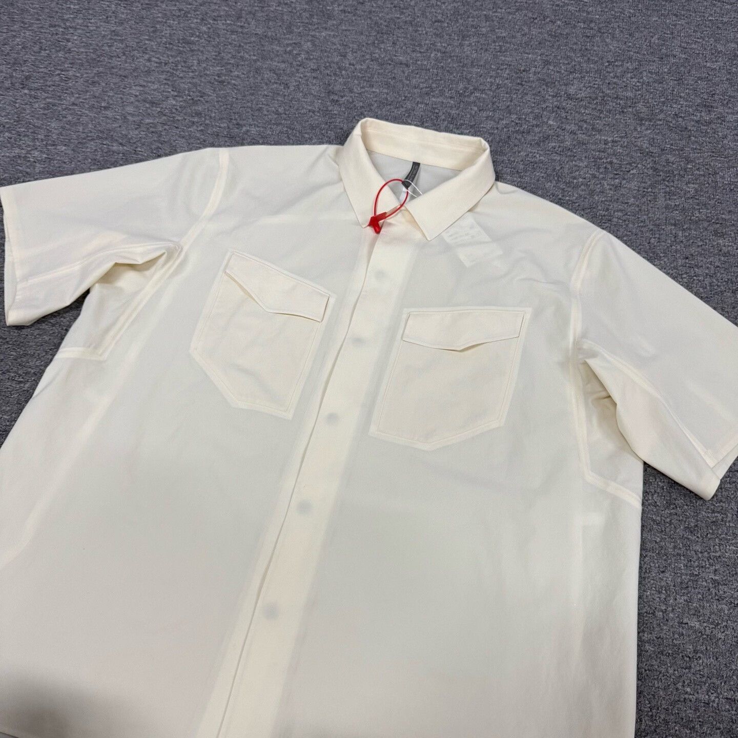 Arc'teryx arcteryx field short sleeve shirt size large Size US L / EU 52-54 / 3 - 3 Thumbnail