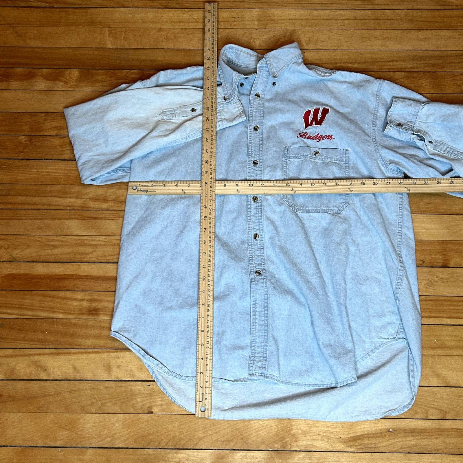 Vintage Y2K Wisconsin Badgers Denim Button Up Large Size US L / EU 52-54 / 3 - 4 Thumbnail