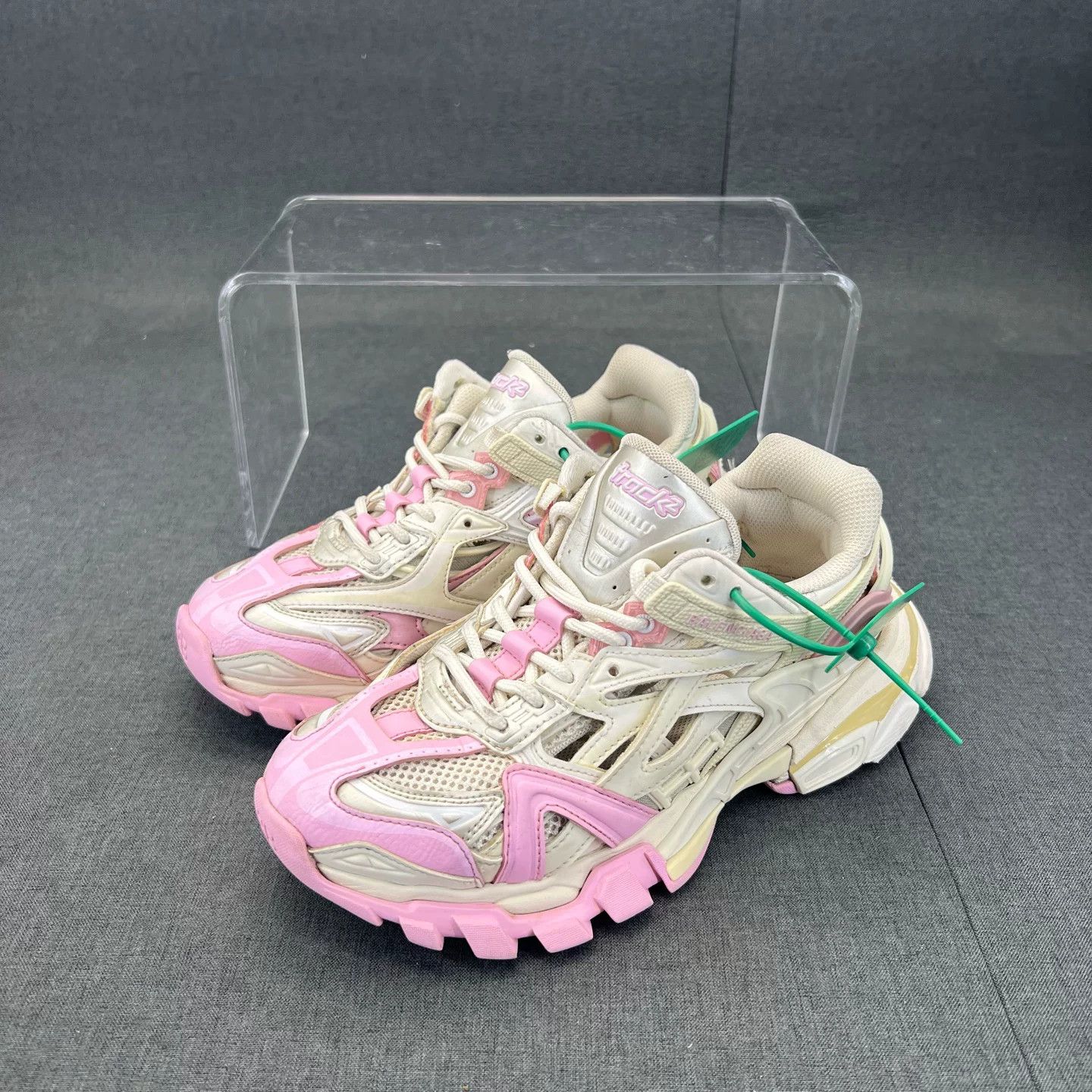 Balenciaga Balenciaga Track 2 White Pink Size 37 Size US 6 / IT 36 - 1 Thumbnail