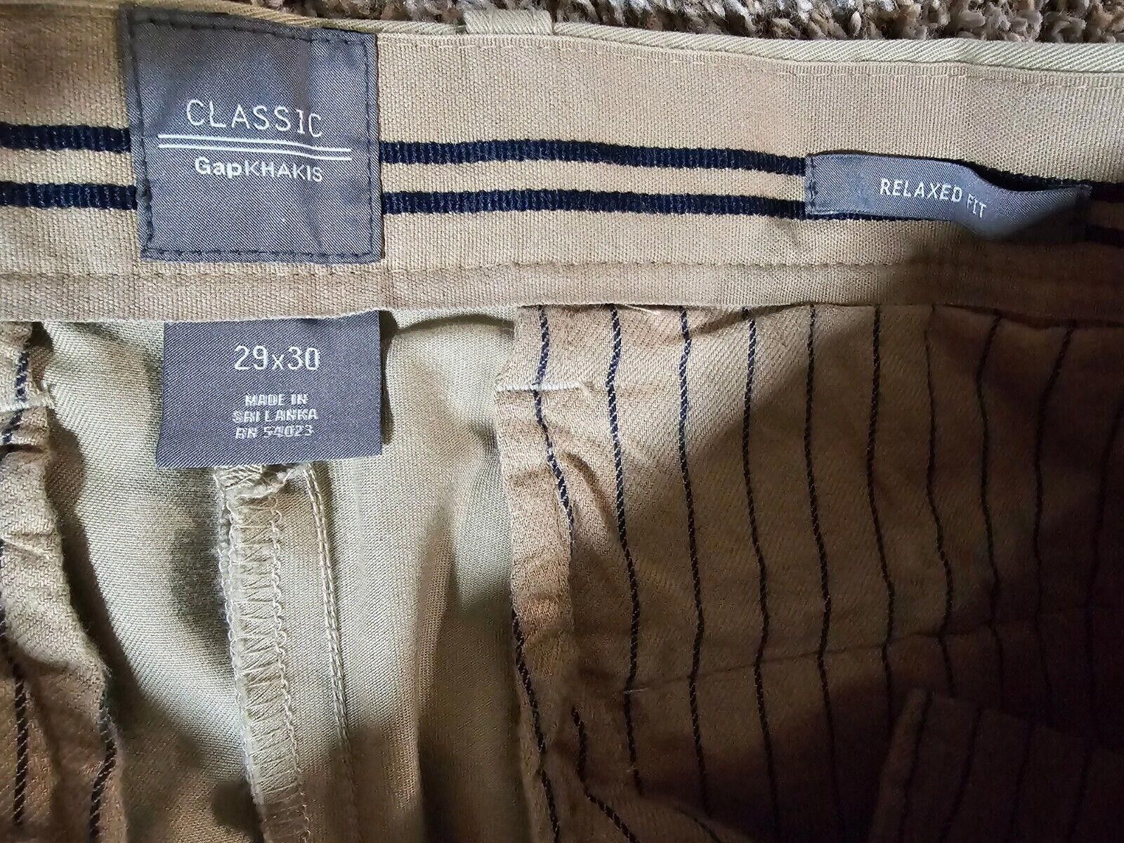 Gap classic gap khakis relaxed fit 29x30 Size US 29 - 2 Thumbnail