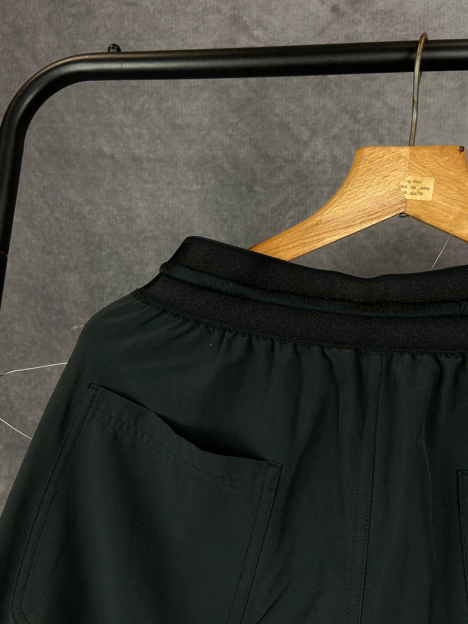Nike Nike Black Track Pants / Soft Athletic Minimal (S) Size US 30 / EU 46 - 5 Thumbnail