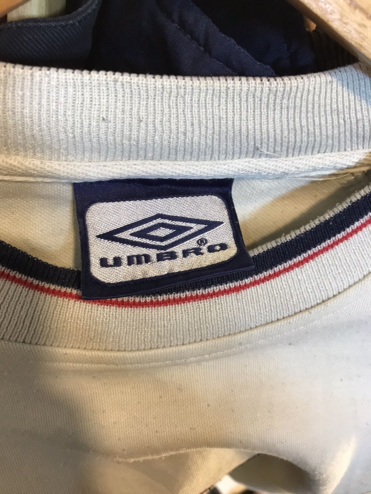 Umbro × Vintage Vintage Umbro Soccer Team Sweatshirt Crewneck Sweater Size US L / EU 52-54 / 3 - 4 Thumbnail