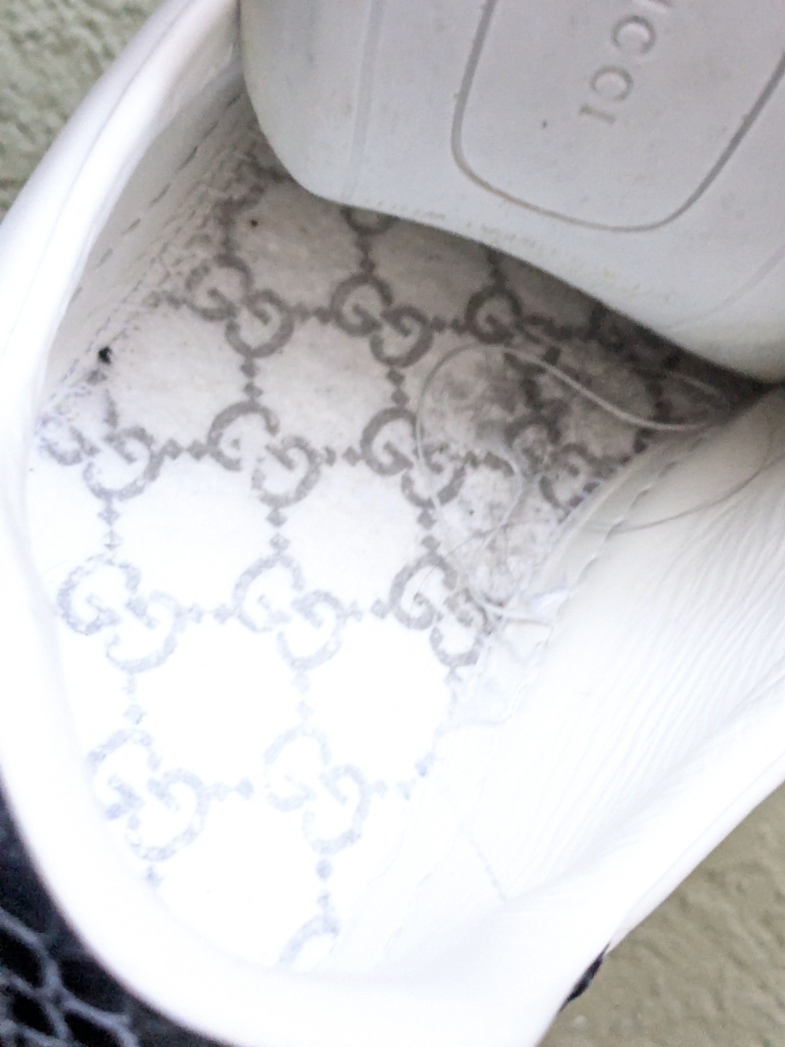 Gucci Gucci Ace Sneakers White Low Tops 9.5 Leather Size US 9.5 / EU 42-43 - 6 Thumbnail